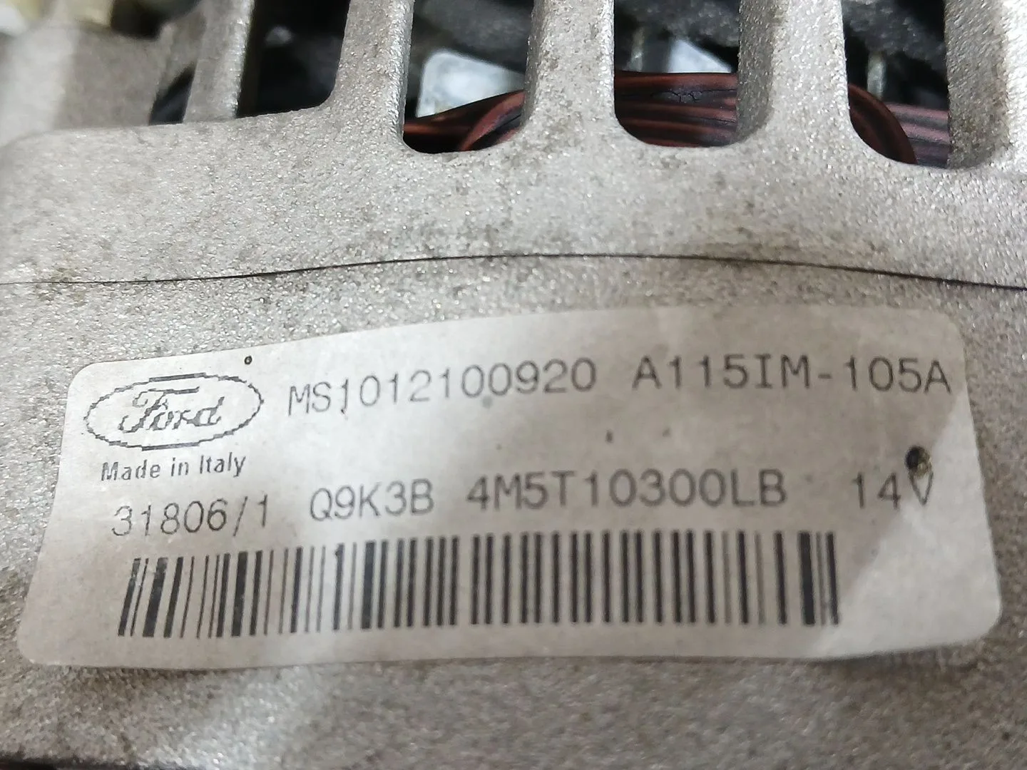 Alternador para Ford Focus C-Max (Dm2)