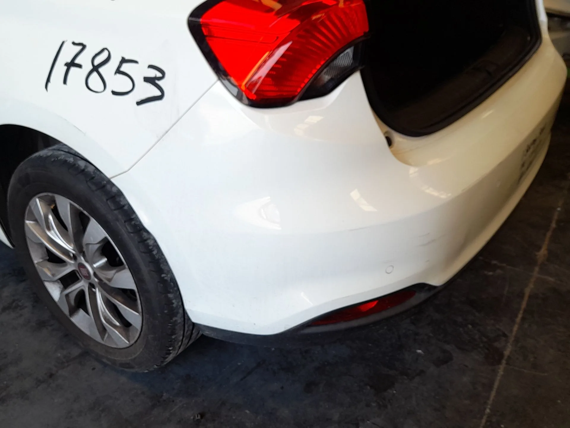 Paragolpes Trasero para Fiat Tipo Station Wagon (356_, 357_)