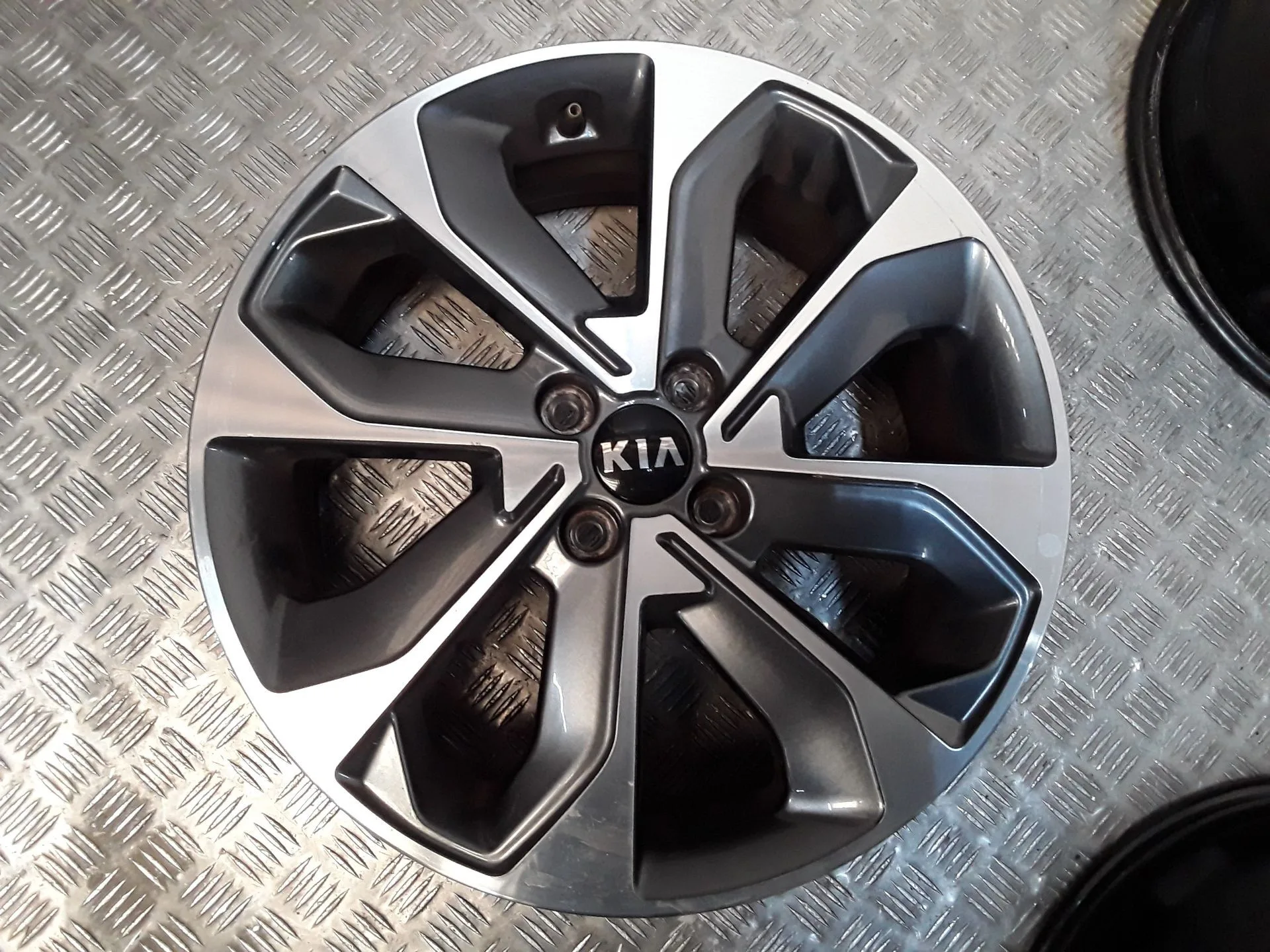Juego Llantas Aluminio para Kia Stonic (Yb)