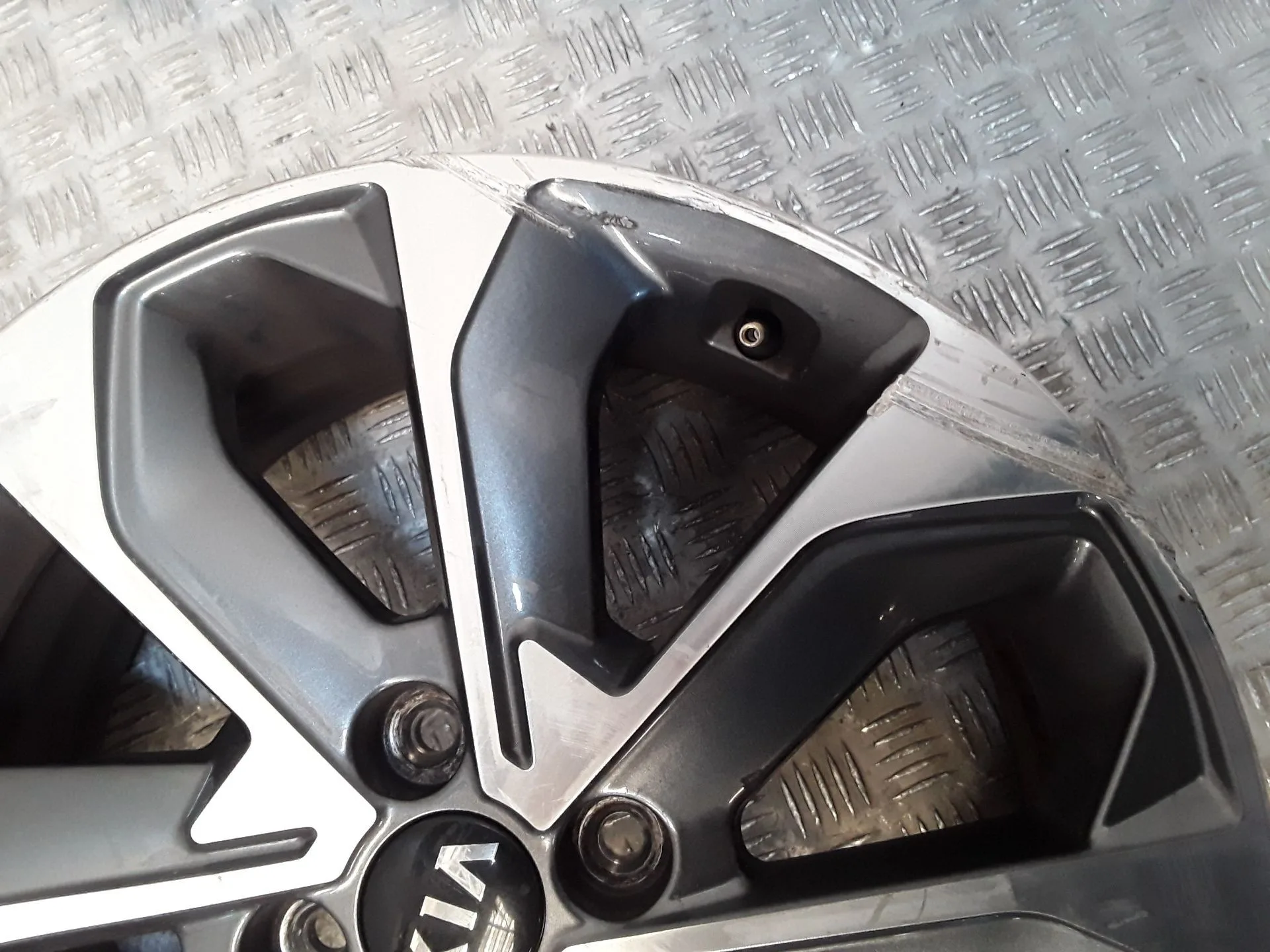 Juego Llantas Aluminio para Kia Stonic (Yb)