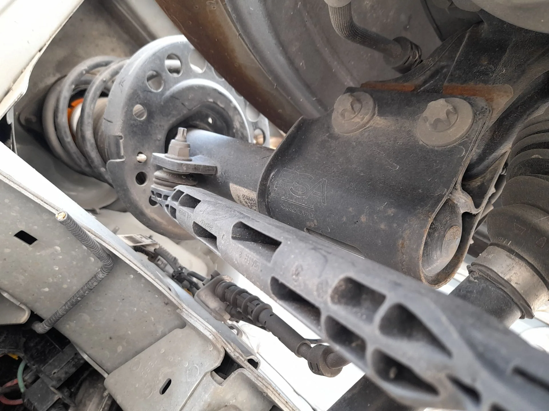 Amortiguador Delantero Izquierdo para Peugeot 308 Sw Iii (Fc_, Fj_, Fr_, F4_, Fn_)