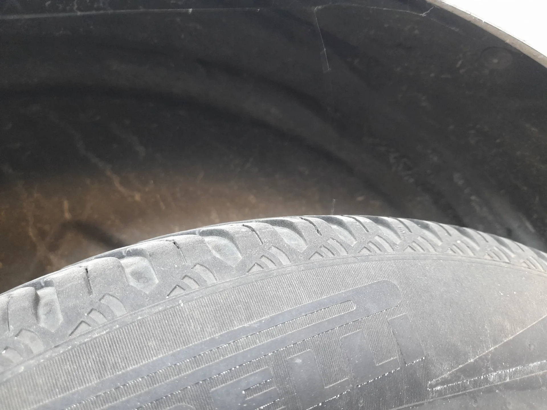 Plastico Pase Rueda Tras. Izq. para Peugeot 308 Sw Iii (Fc_, Fj_, Fr_, F4_, Fn_)