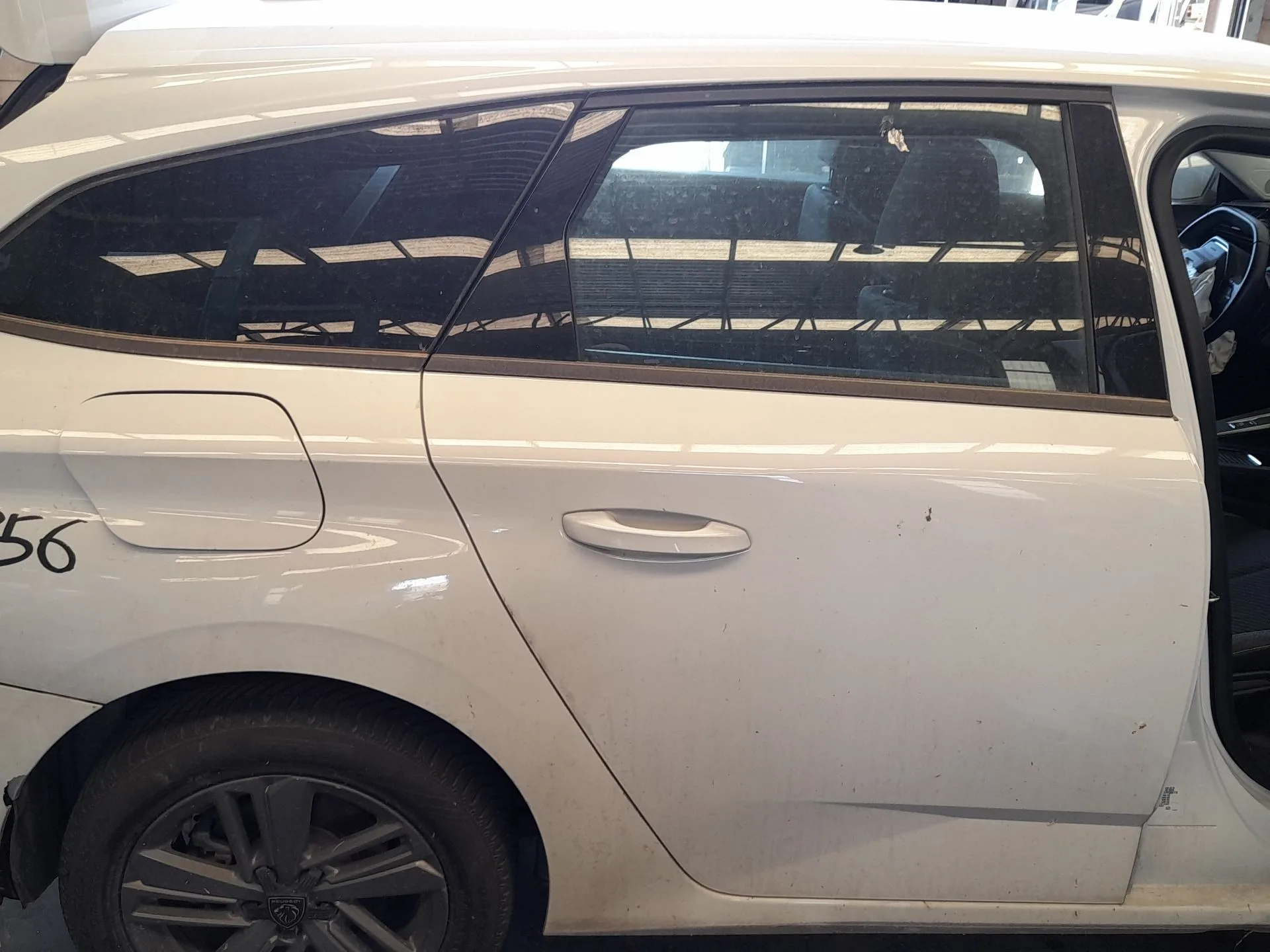 Puerta Trasera Derecha para Peugeot 308 Sw Iii (Fc_, Fj_, Fr_, F4_, Fn_)