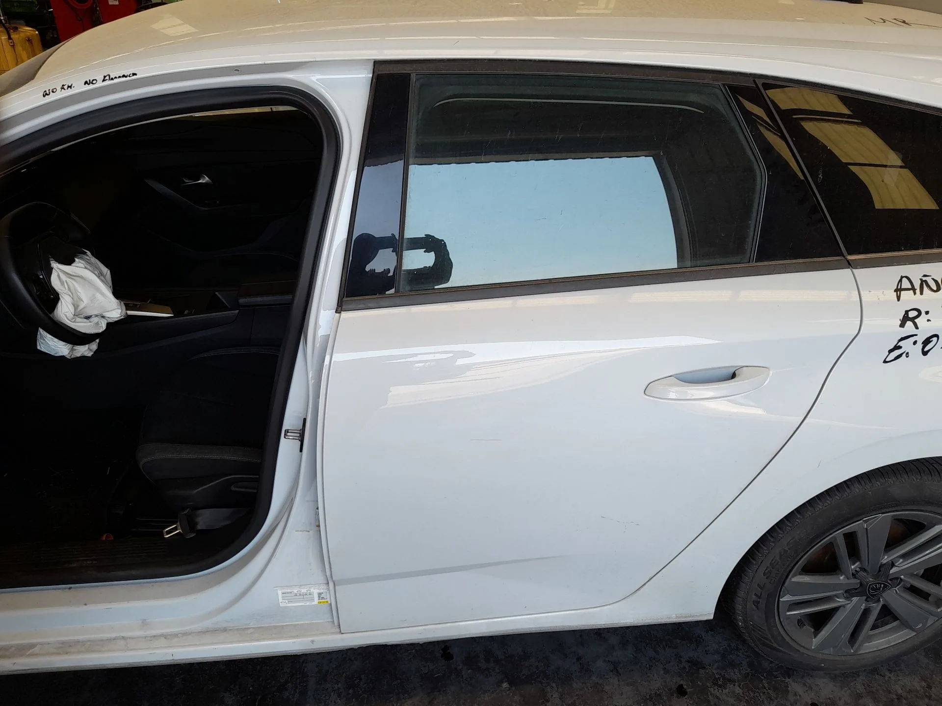 Puerta Trasera Izquierda para Peugeot 308 Sw Iii (Fc_, Fj_, Fr_, F4_, Fn_)
