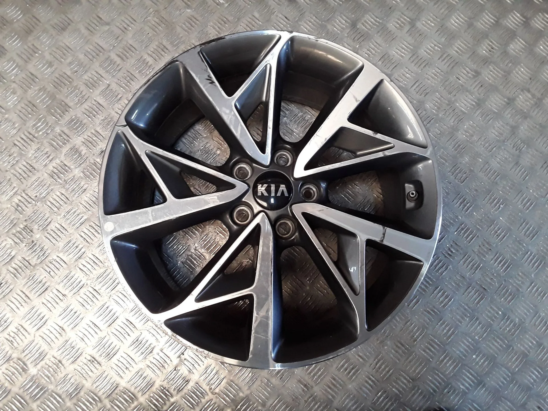 Llanta Aluminio para Kia Niro I (De)