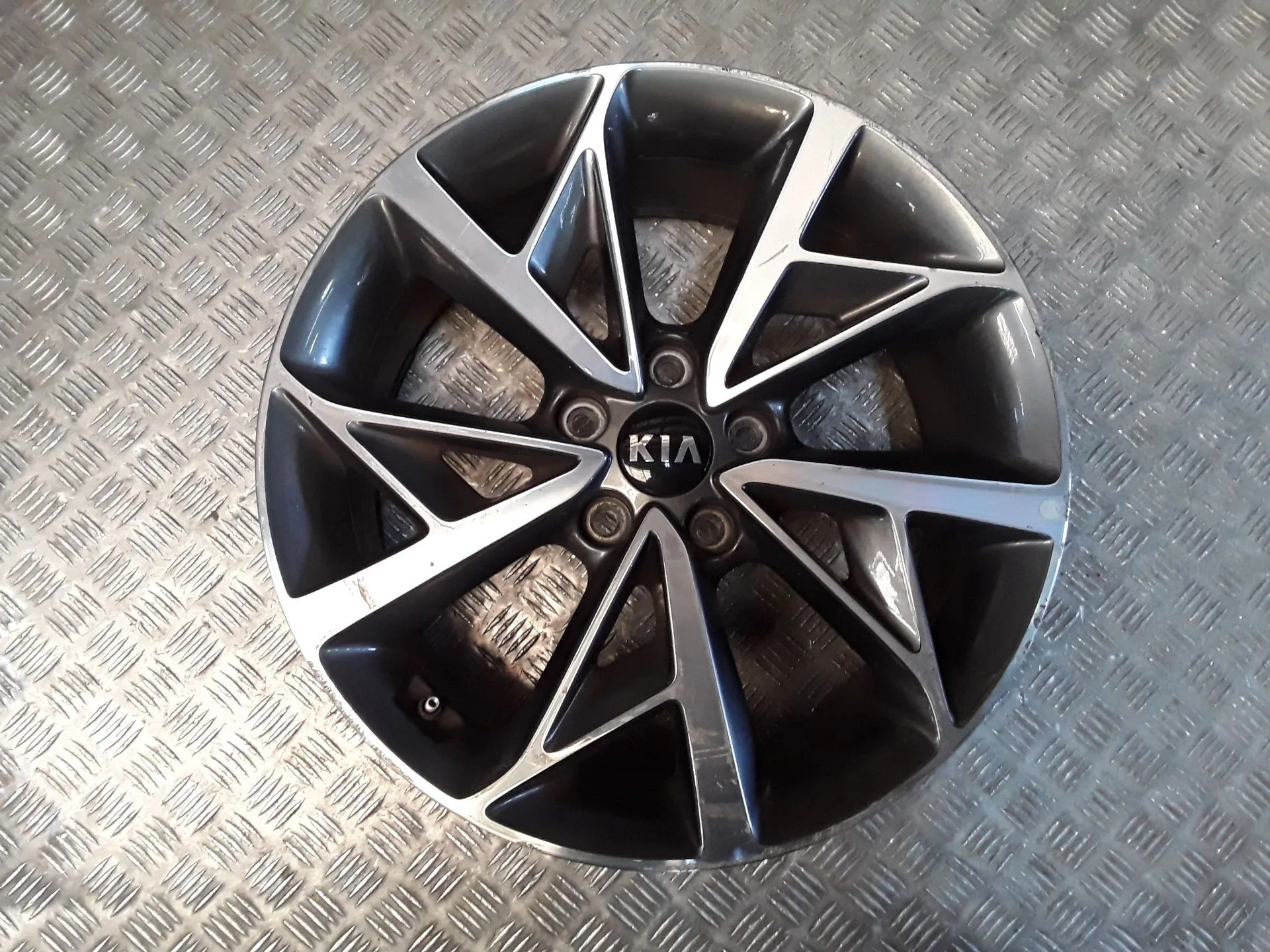 Llanta Aluminio para Kia Niro I (De)