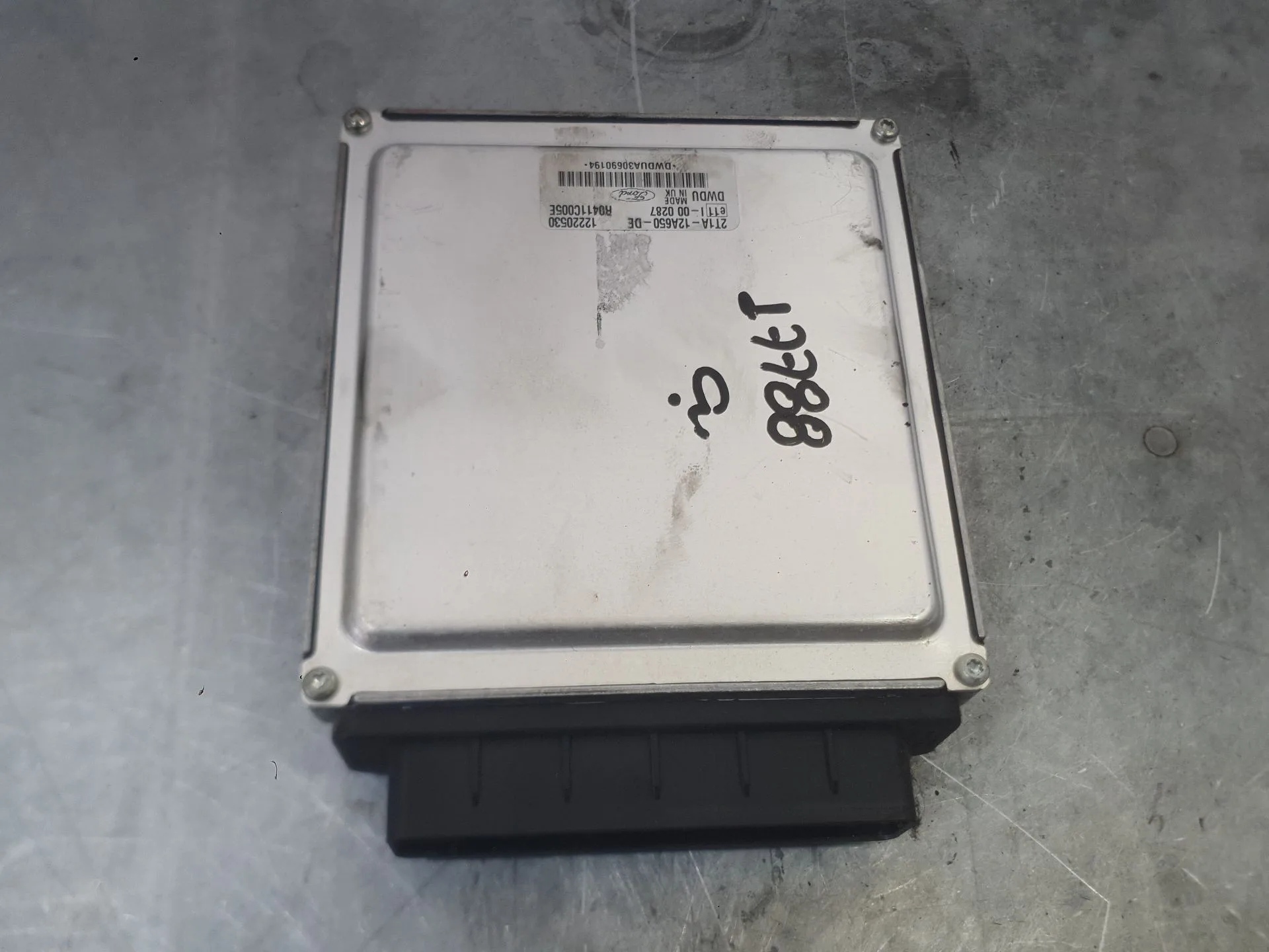 Centralita Motor Uce para Ford Tourneo Connect
