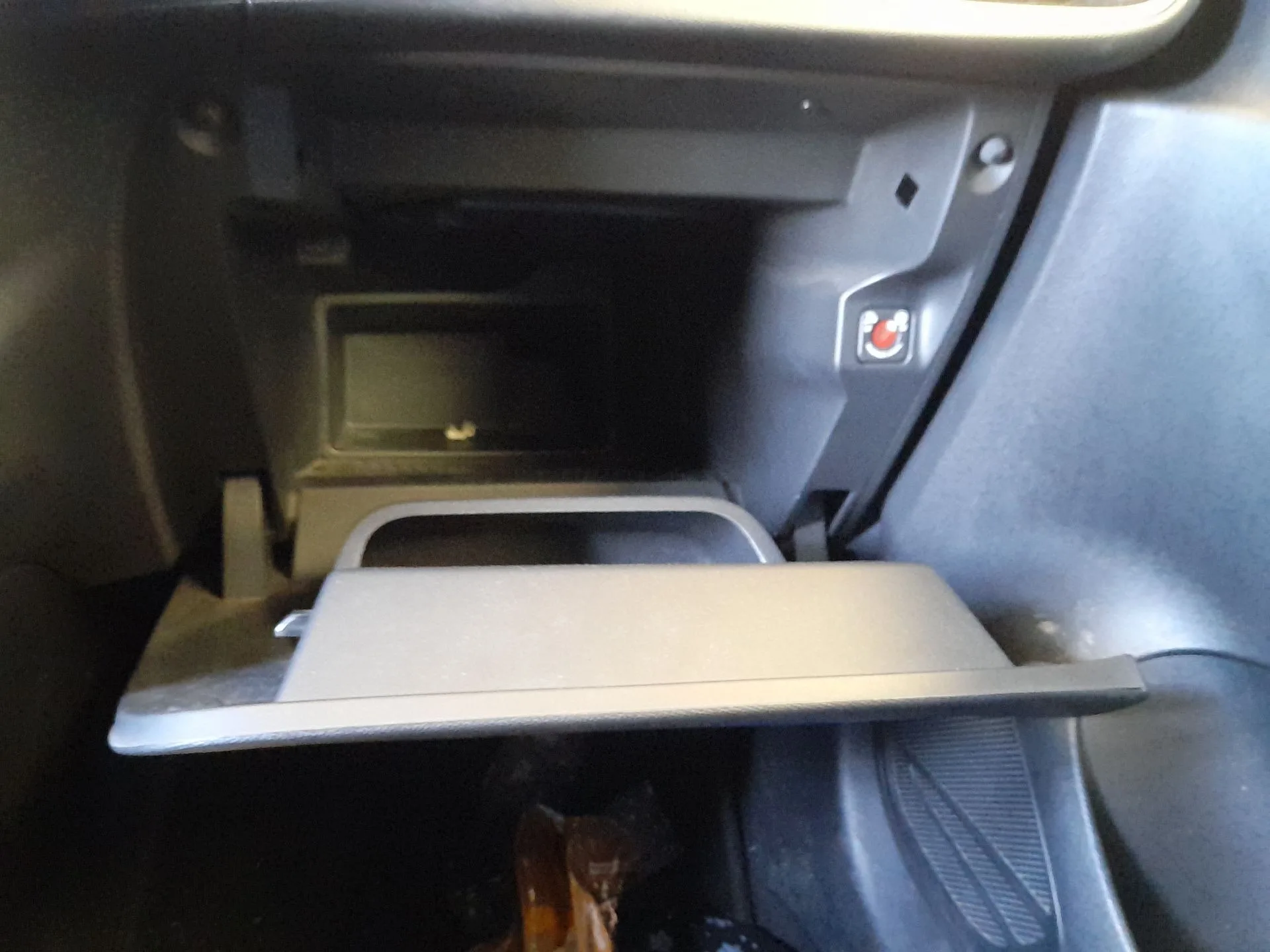Guantera para Opel Corsa F (P2Jo)