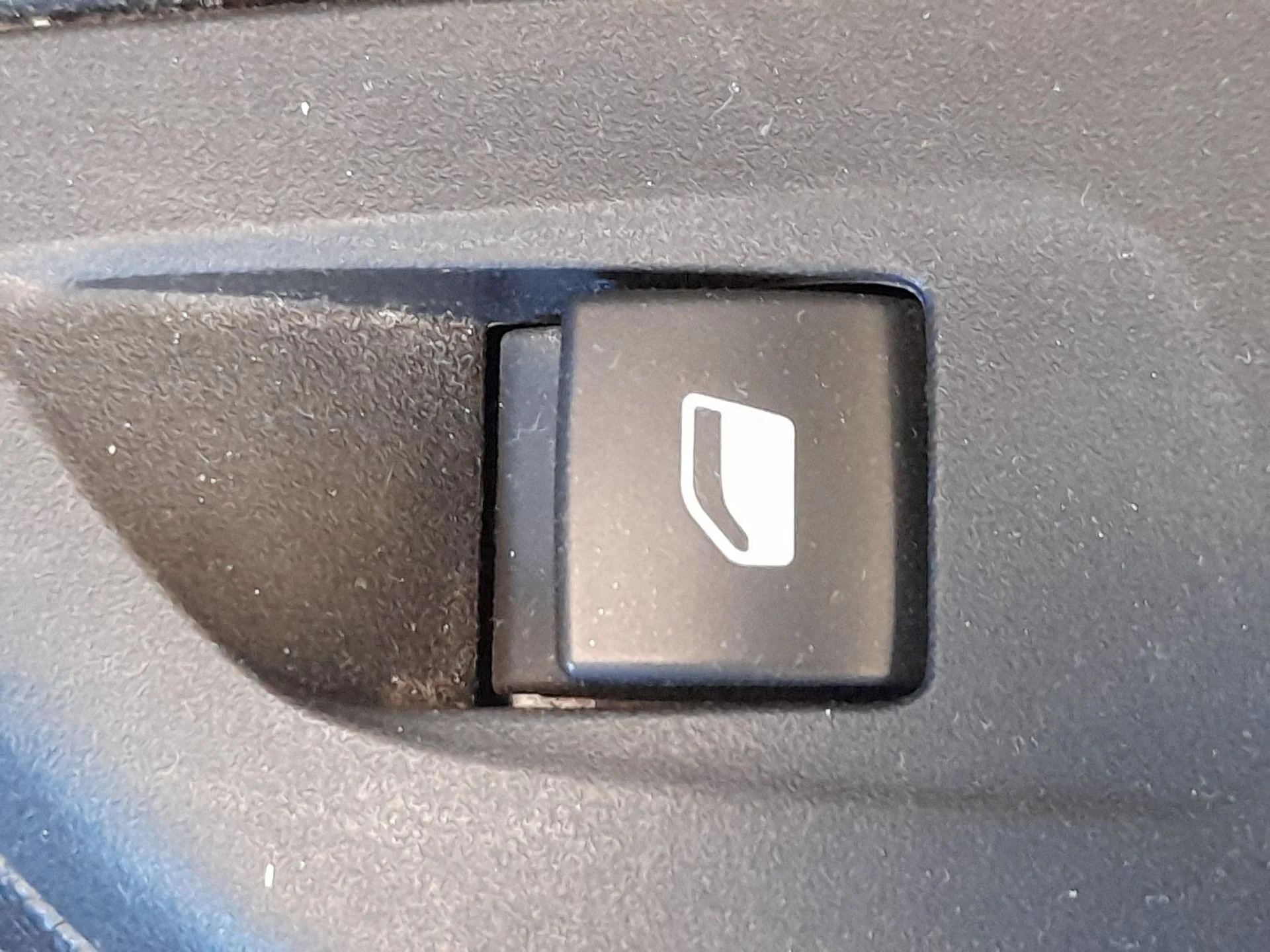Mando Elevalunas Trasero Derecho para Opel Corsa F (P2Jo)