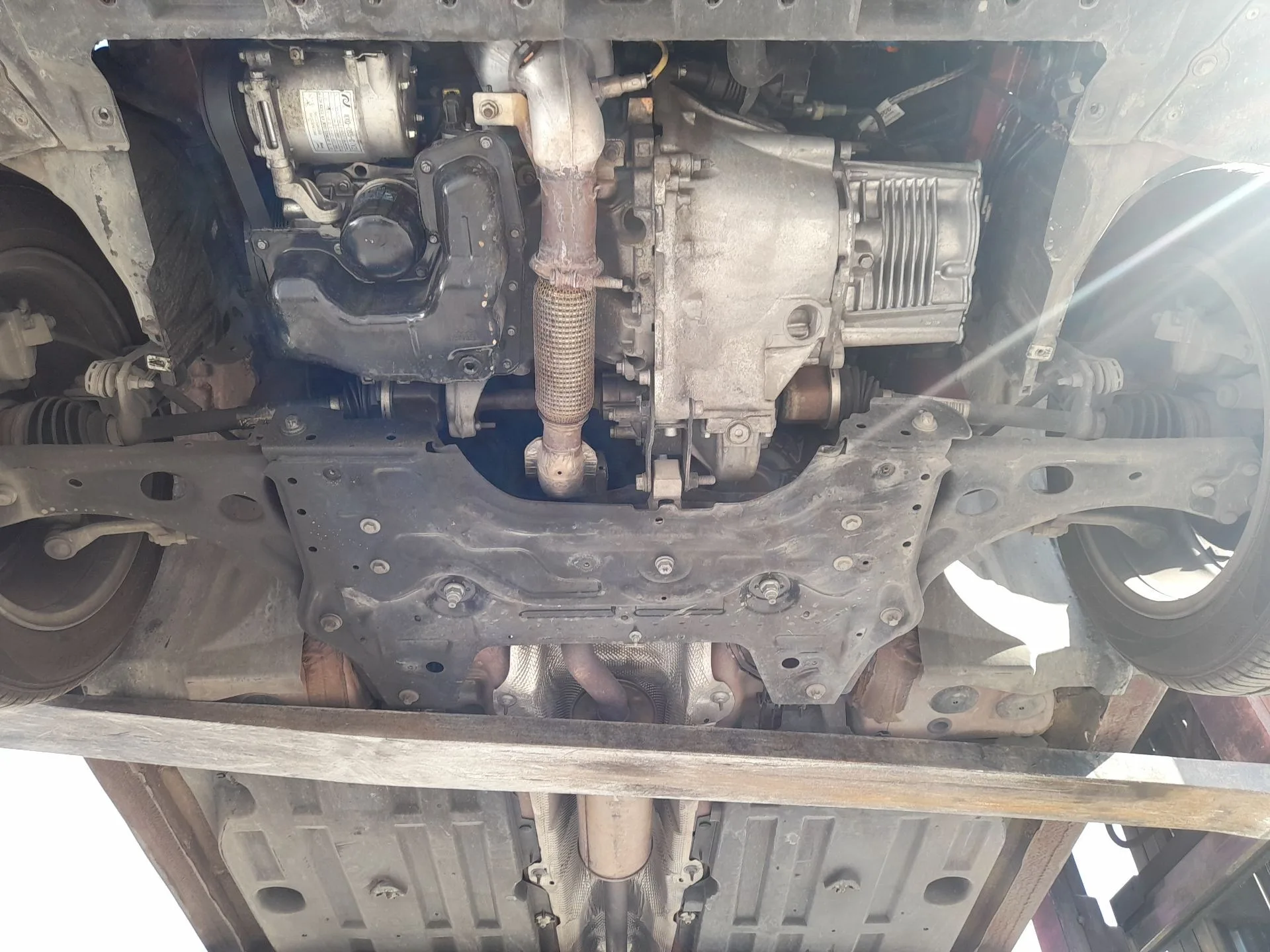 Puente Delantero para Opel Corsa F (P2Jo)