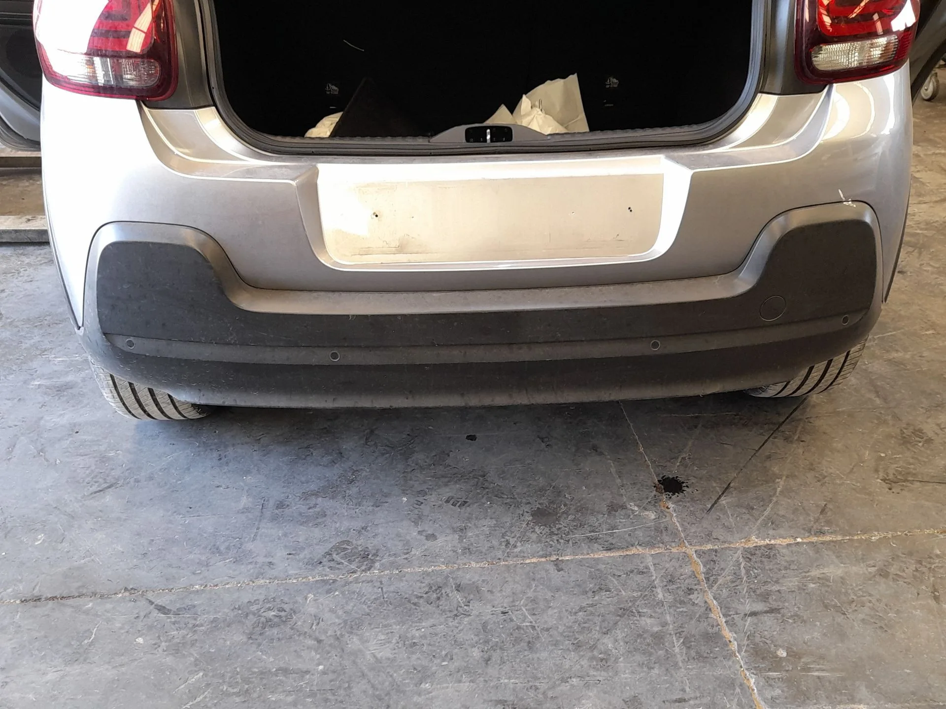 Paragolpes Trasero para Citroën C3 Iii (Sx)