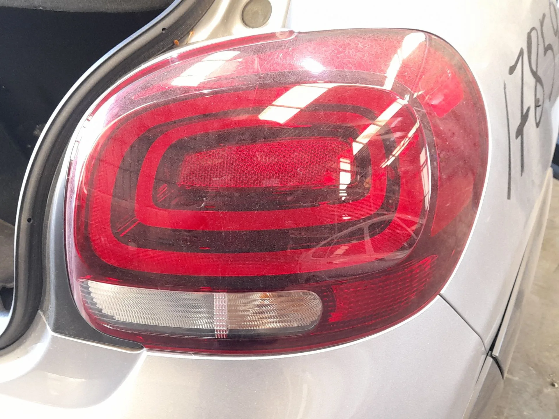 Piloto Trasero Derecho para Citroën C3 Iii (Sx)