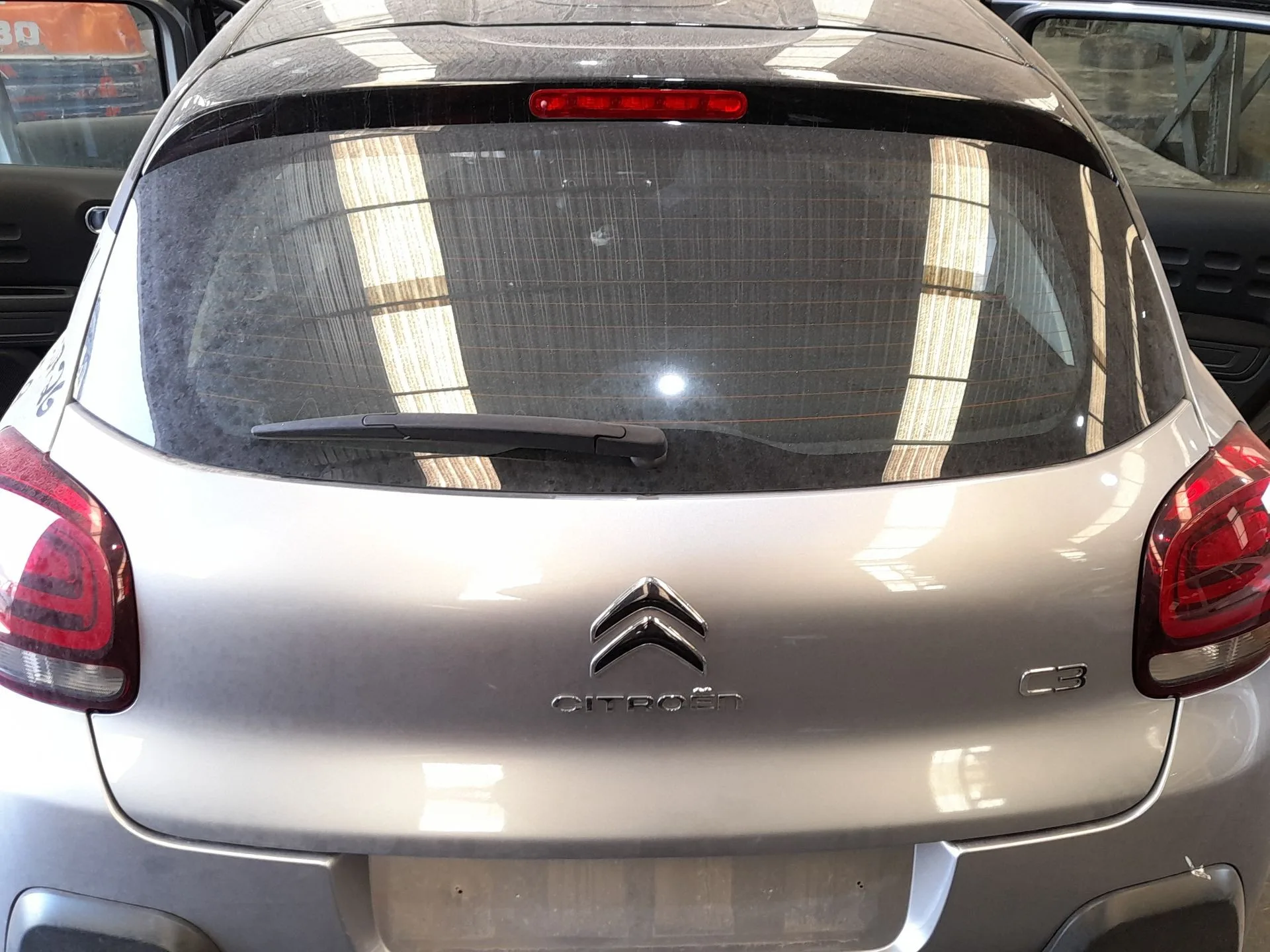 Porton Trasero para Citroën C3 Iii (Sx)