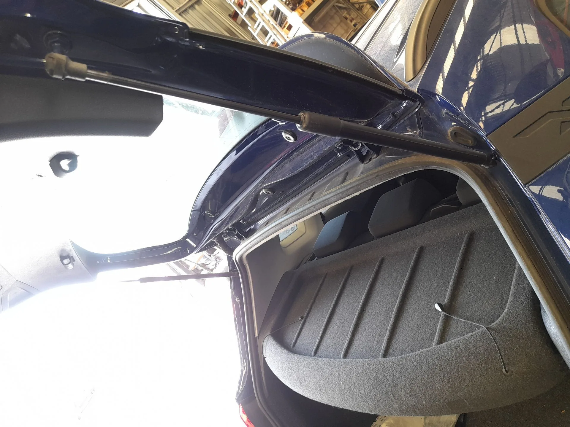 Amortiguadores Maletero / Porton para Seat Arona (Kj7, Kjp)
