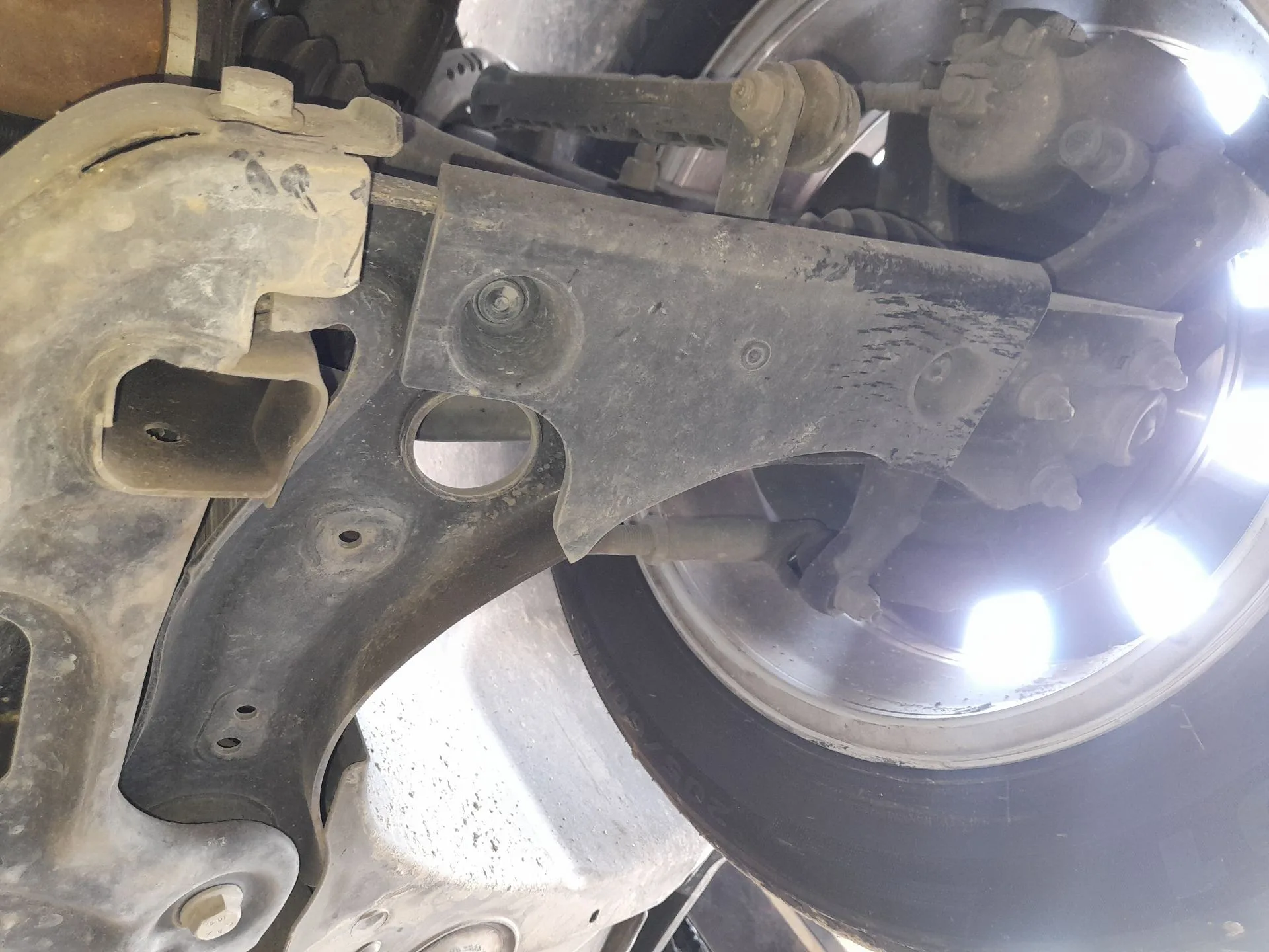 Brazo Suspension Inferior Delantero Izquierdo para Seat Arona (Kj7, Kjp)
