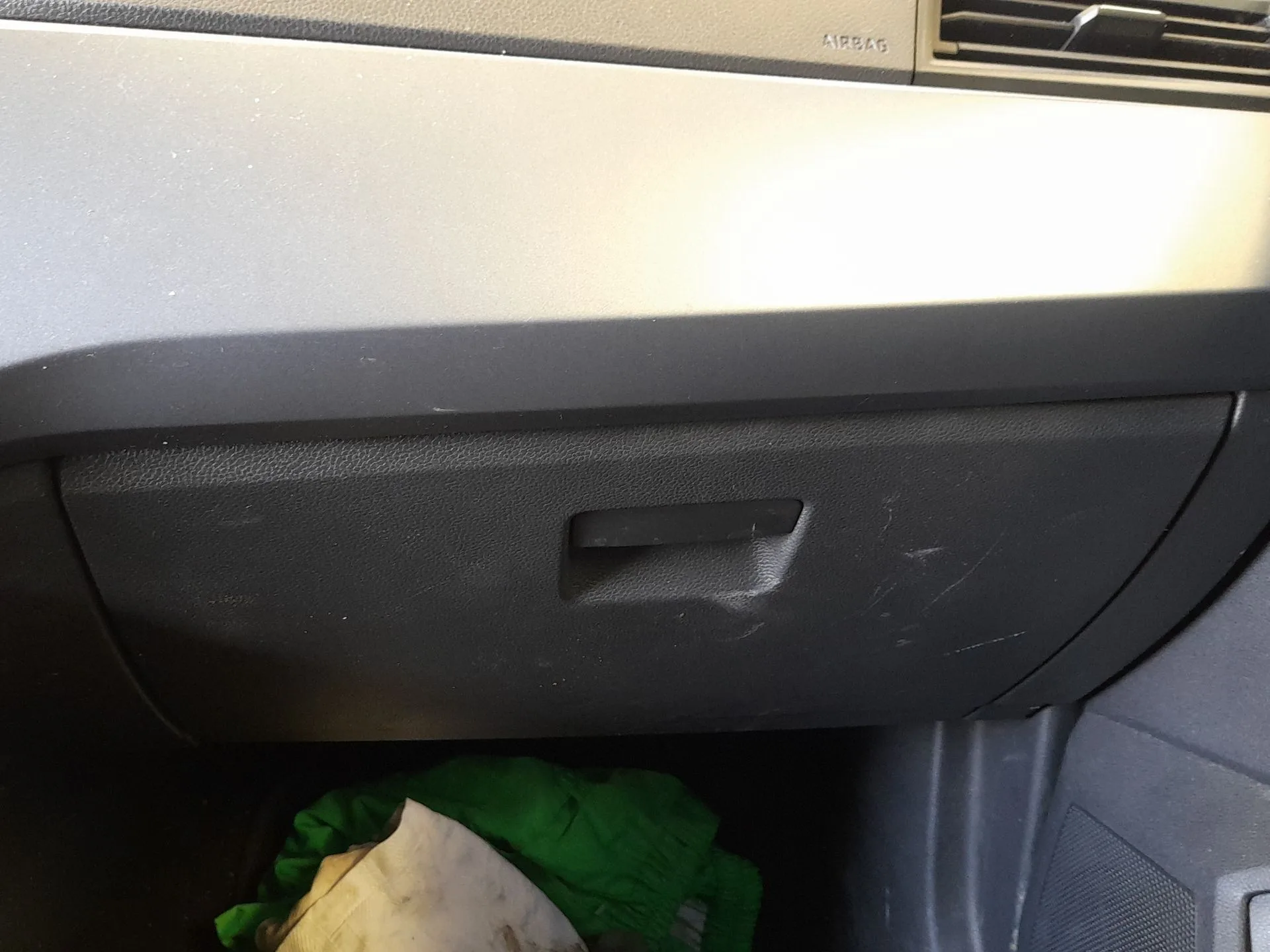 Guantera para Seat Arona (Kj7, Kjp)