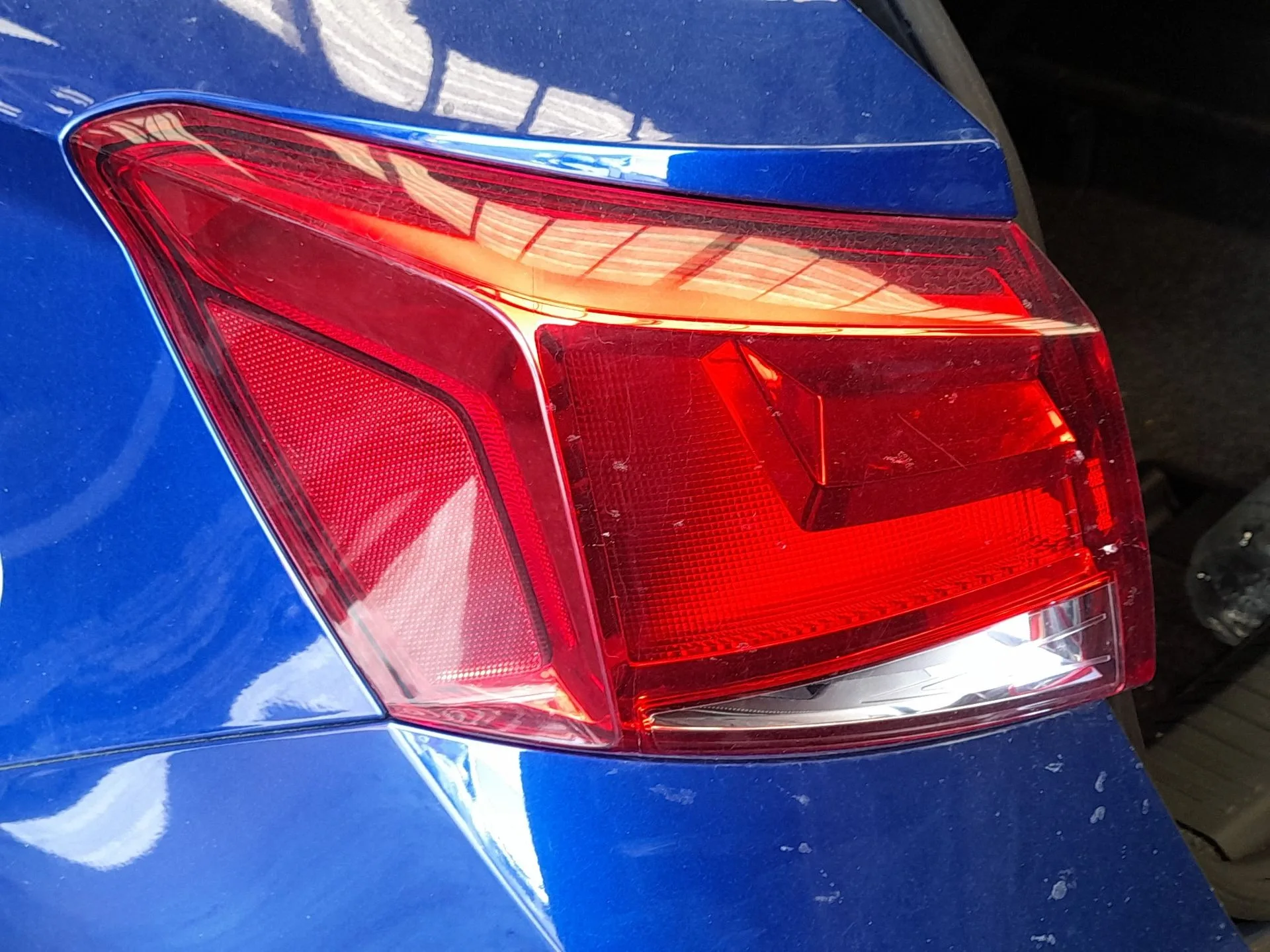 Piloto Trasero Izquierdo Exterior para Seat Arona (Kj7, Kjp)