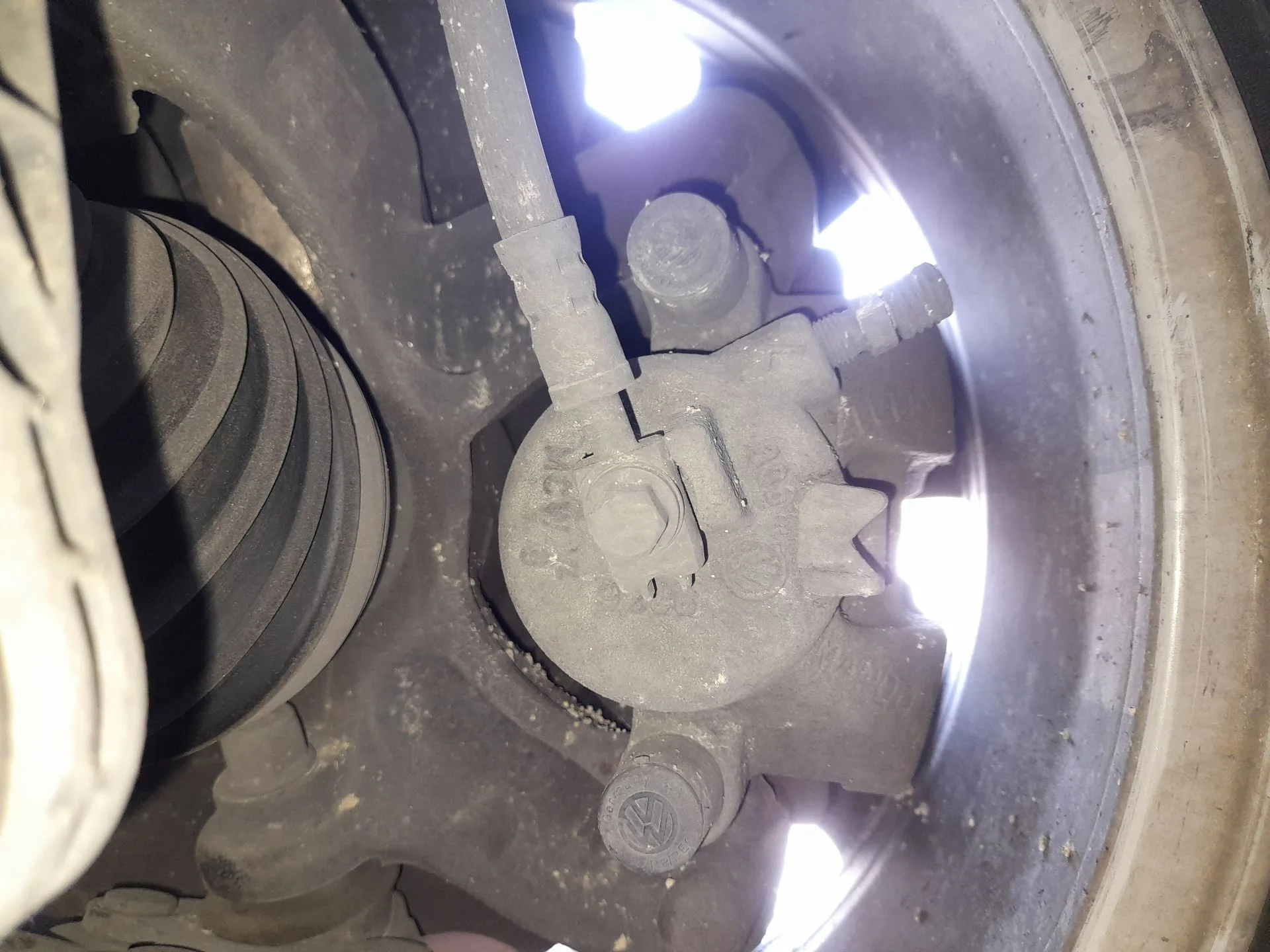 Pinza Freno Delantera Izquierda para Seat Arona (Kj7, Kjp)
