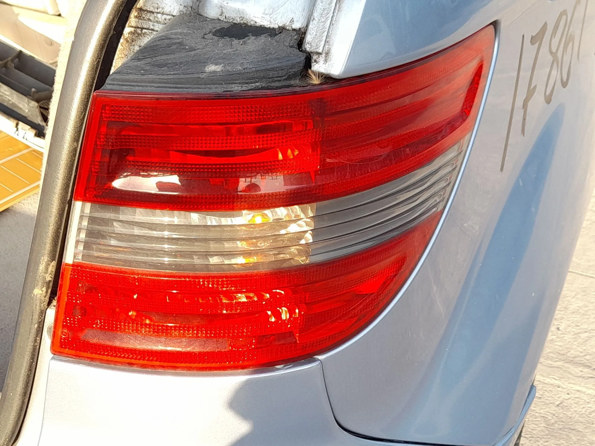 Piloto Trasero Derecho Exterior para Mercedes-Benz Clase B Sports Tourer (W245)