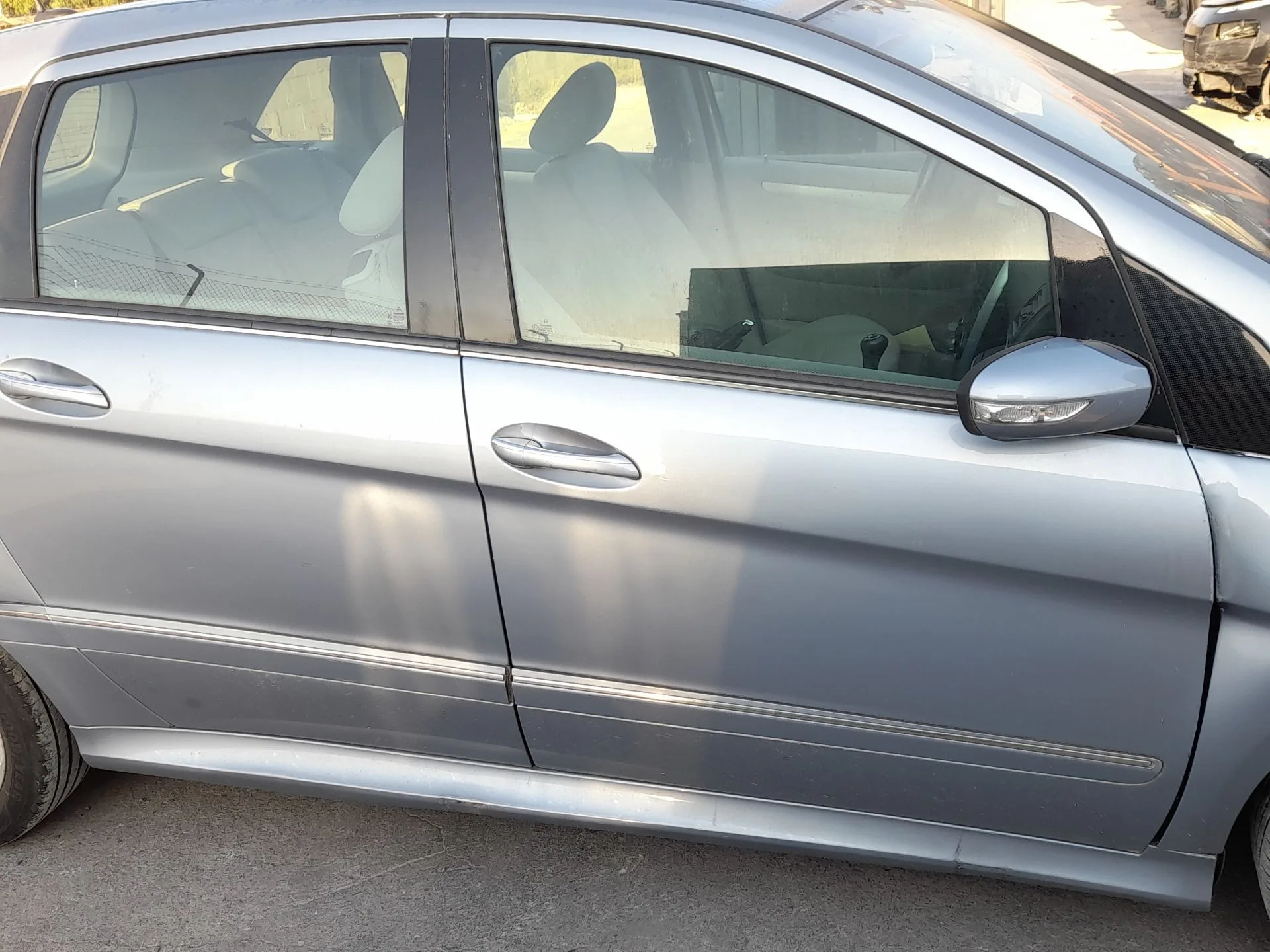 Puerta Delantera Derecha para Mercedes-Benz Clase B Sports Tourer (W245)