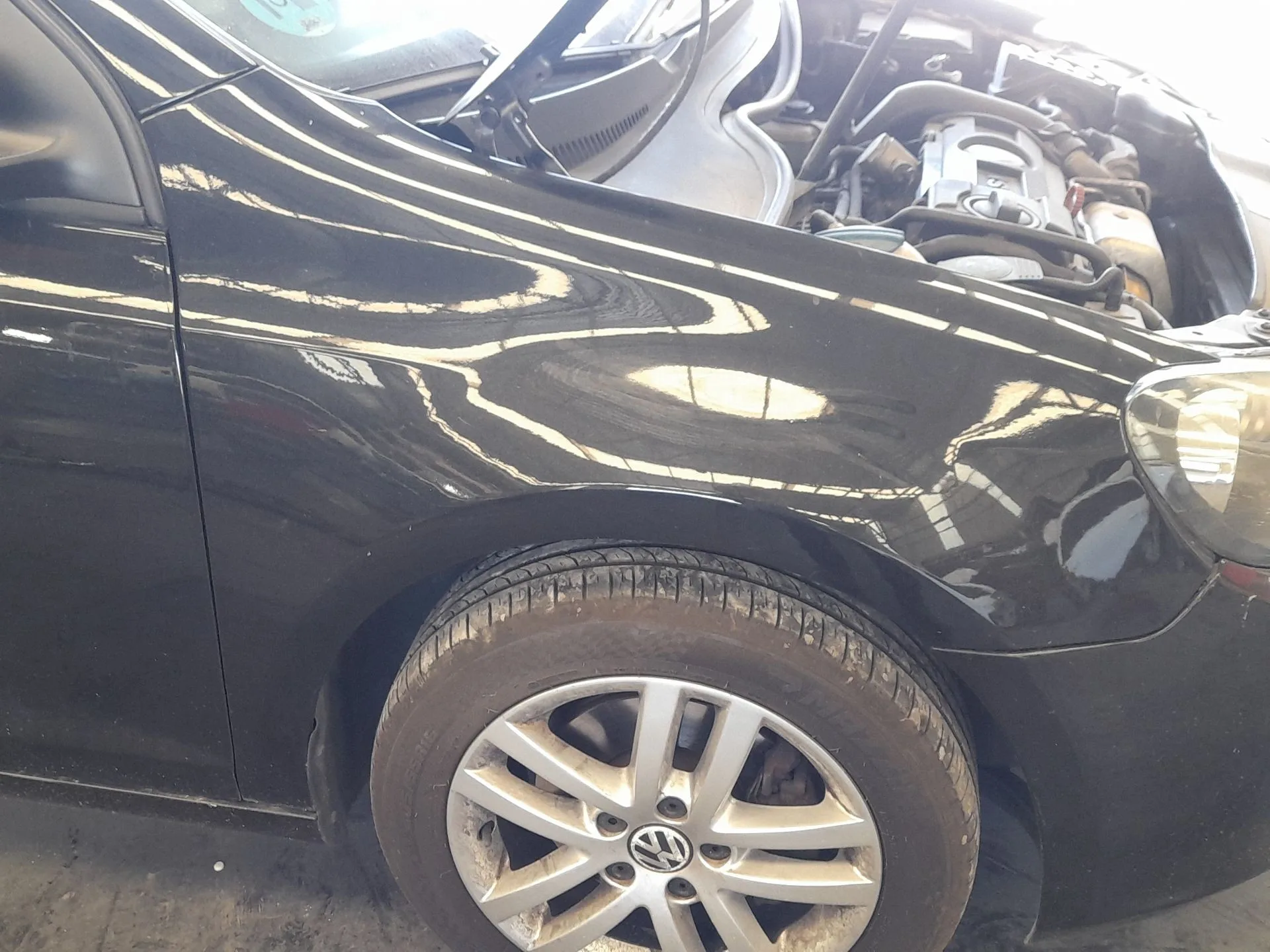 Aleta Delantera Derecha para Volkswagen Golf Vi (5K1)