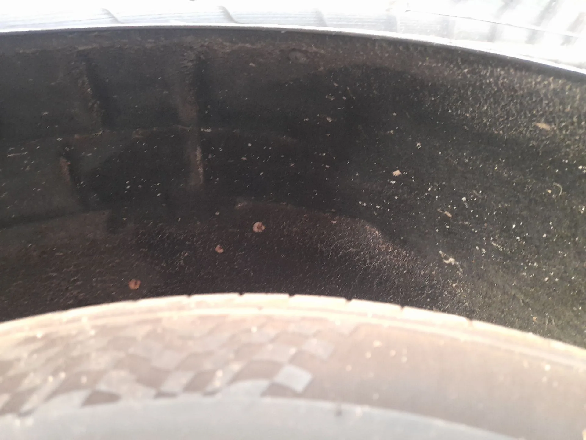 Plastico Pase Rueda Tras. Dch. para Volkswagen Golf Vi (5K1)