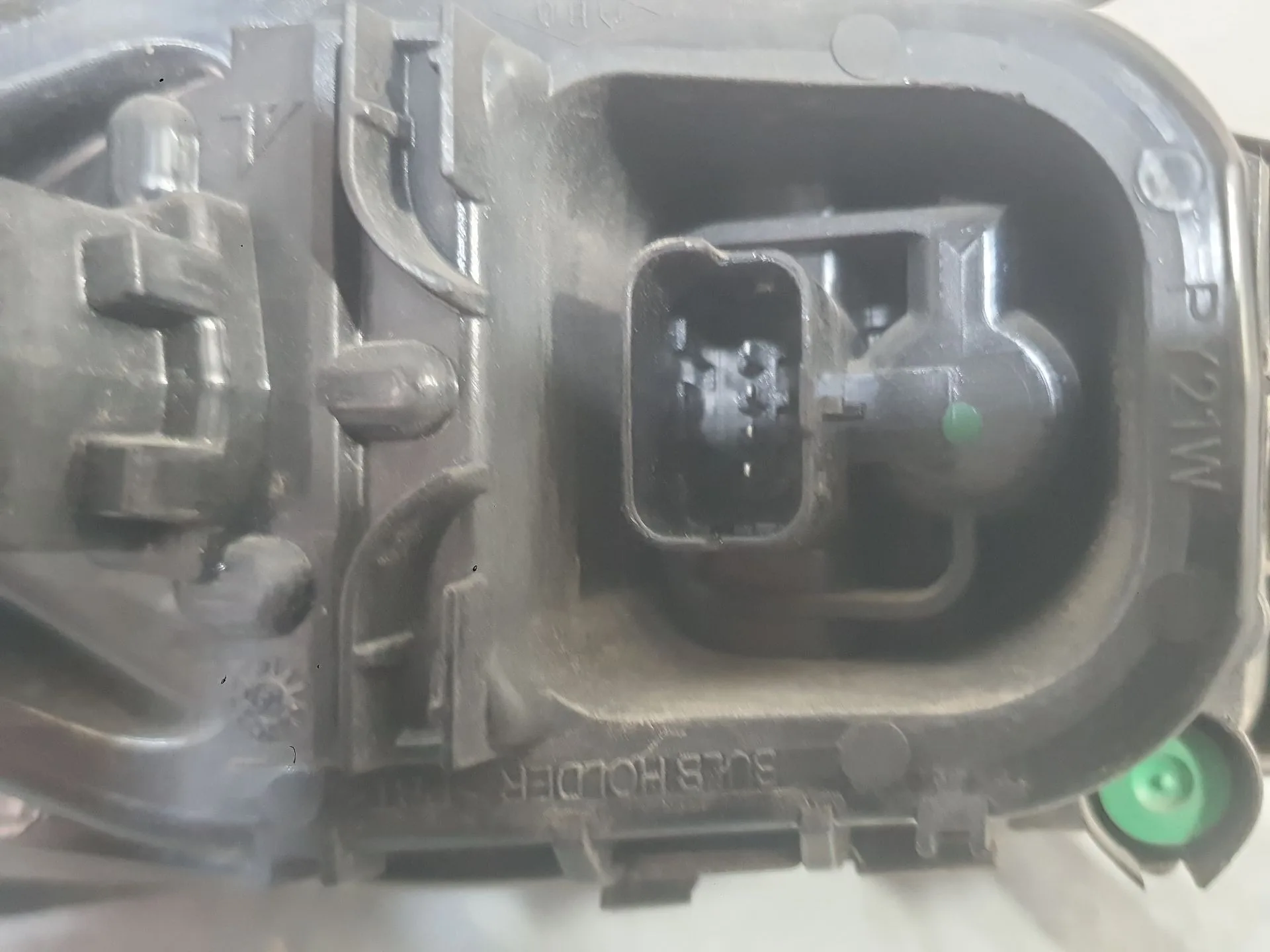 Piloto Trasero Derecho Exterior para Renault Clio Iv (Bh_)