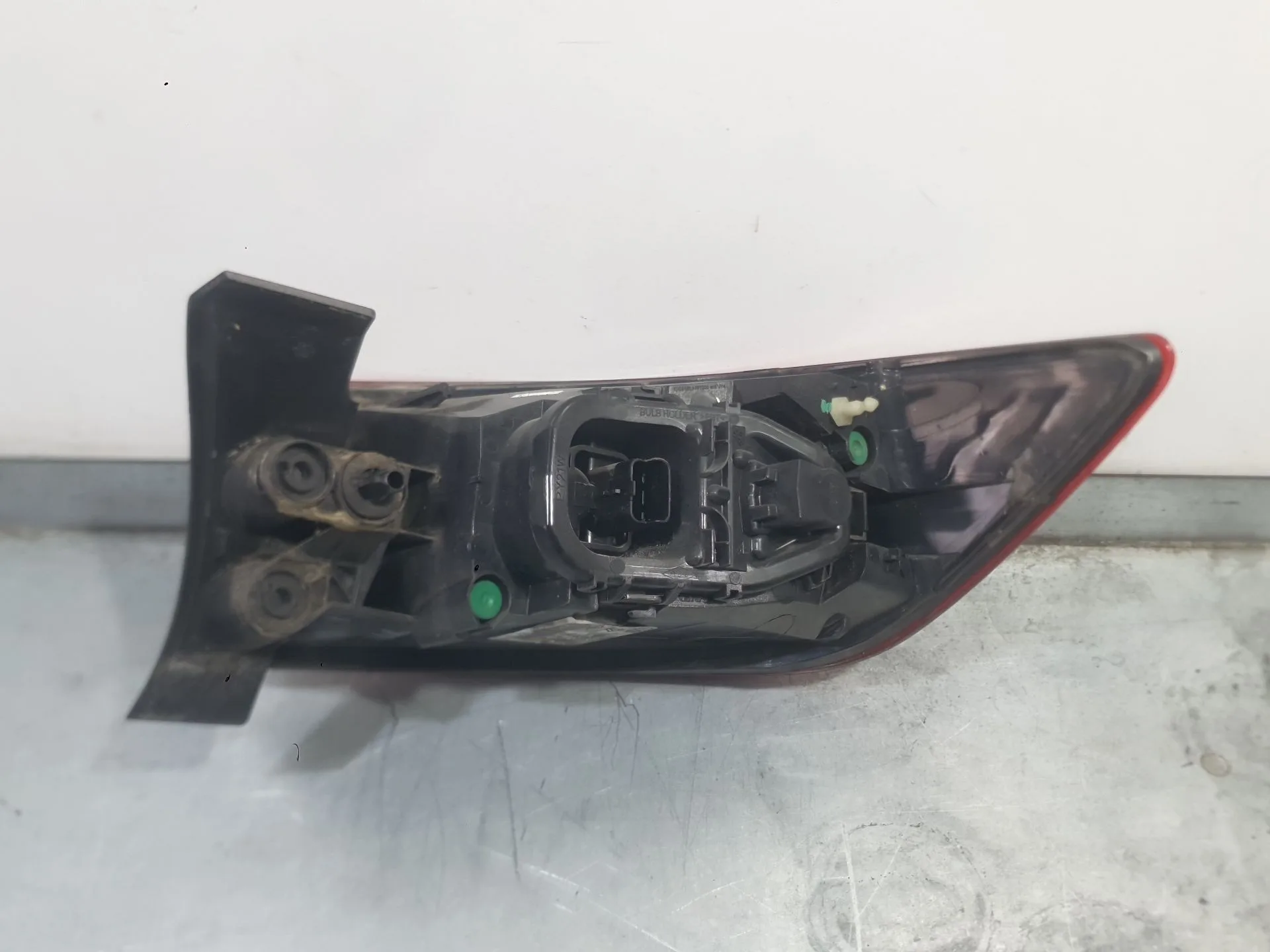 Piloto Trasero Izquierdo Exterior para Renault Clio Iv (Bh_)