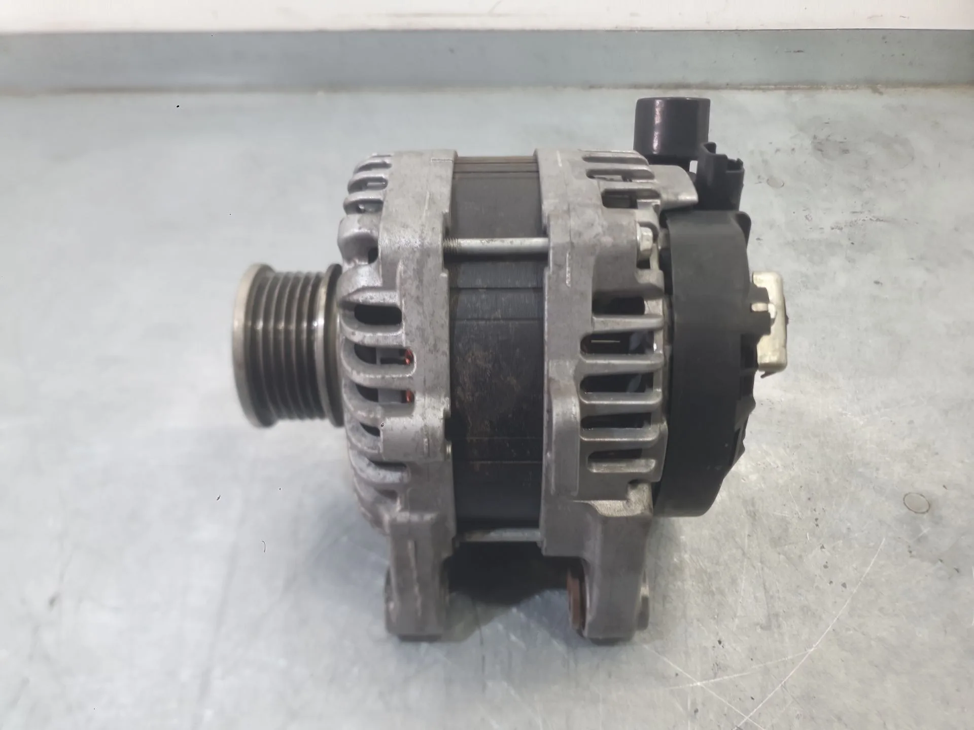 Alternador para Peugeot 3008 Ii Suv (Mc_, Mr_, Mj_, M4_)
