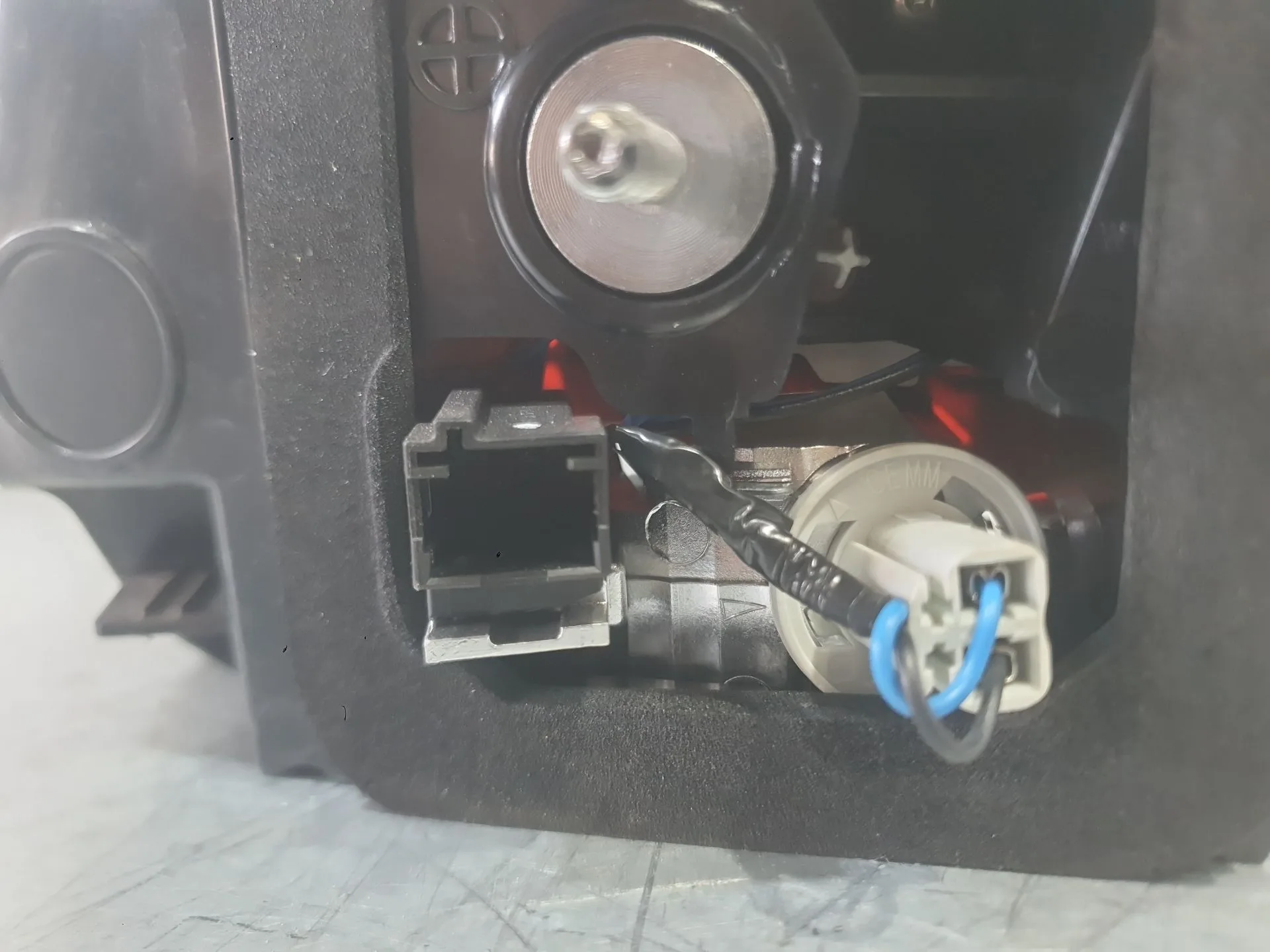 Piloto Trasero Izquierdo Interior para Peugeot 3008 Ii Suv (Mc_, Mr_, Mj_, M4_)