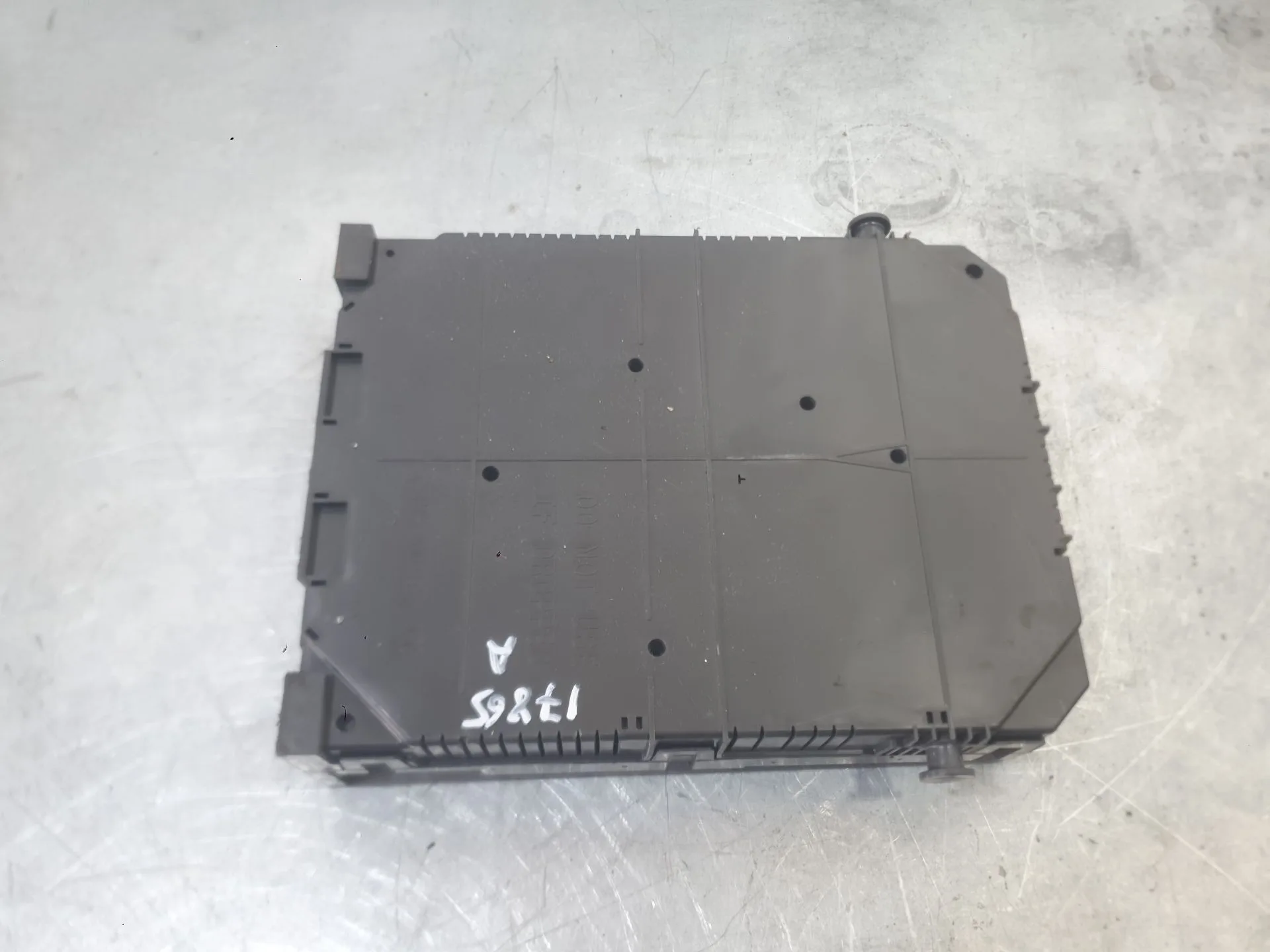 Caja Reles / Fusibles para Peugeot 3008 Ii Suv (Mc_, Mr_, Mj_, M4_)