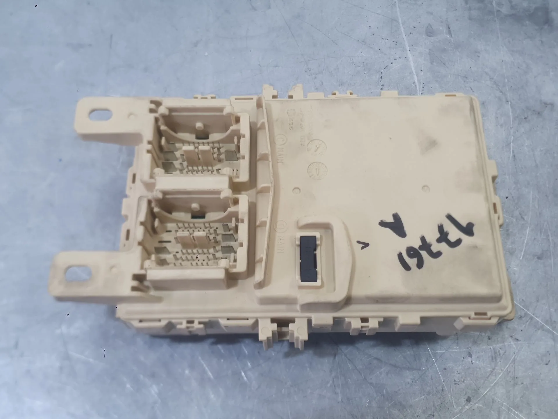 Caja Reles / Fusibles para Kia Stonic (Yb)