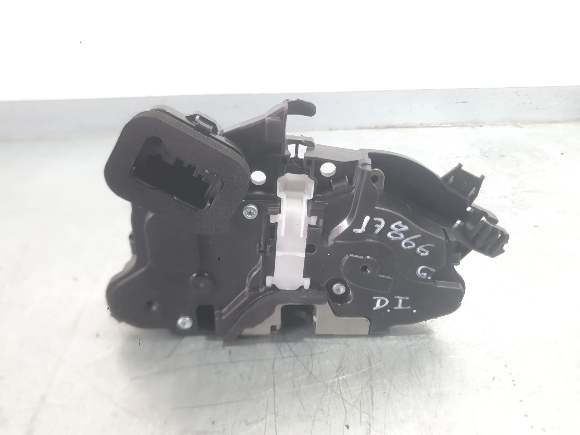 Cerradura Puerta Delantera Izquierda para Skoda Fabia Iv (Pj3)