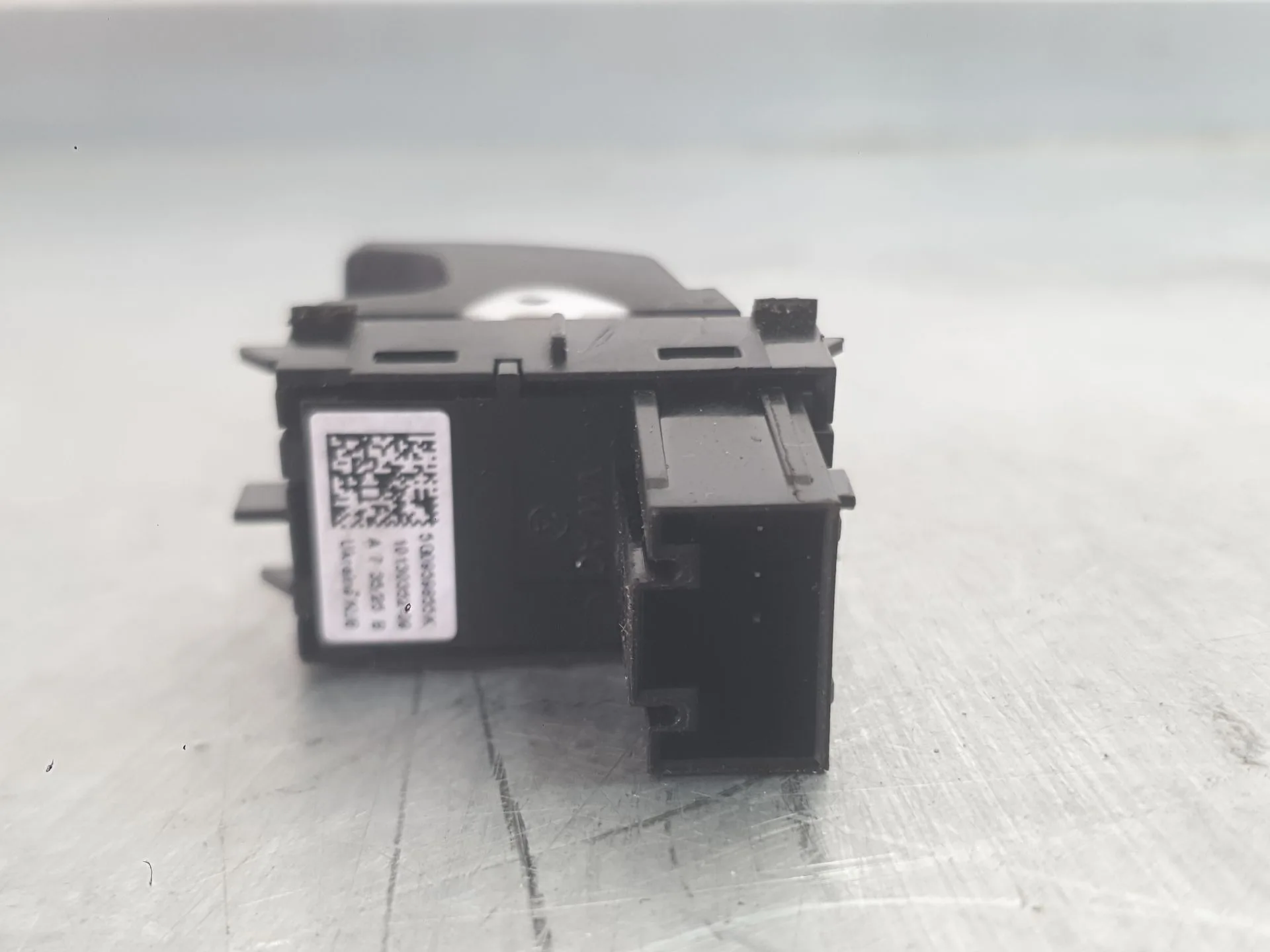 Mando Elevalunas Trasero Derecho para Skoda Fabia Iv (Pj3)