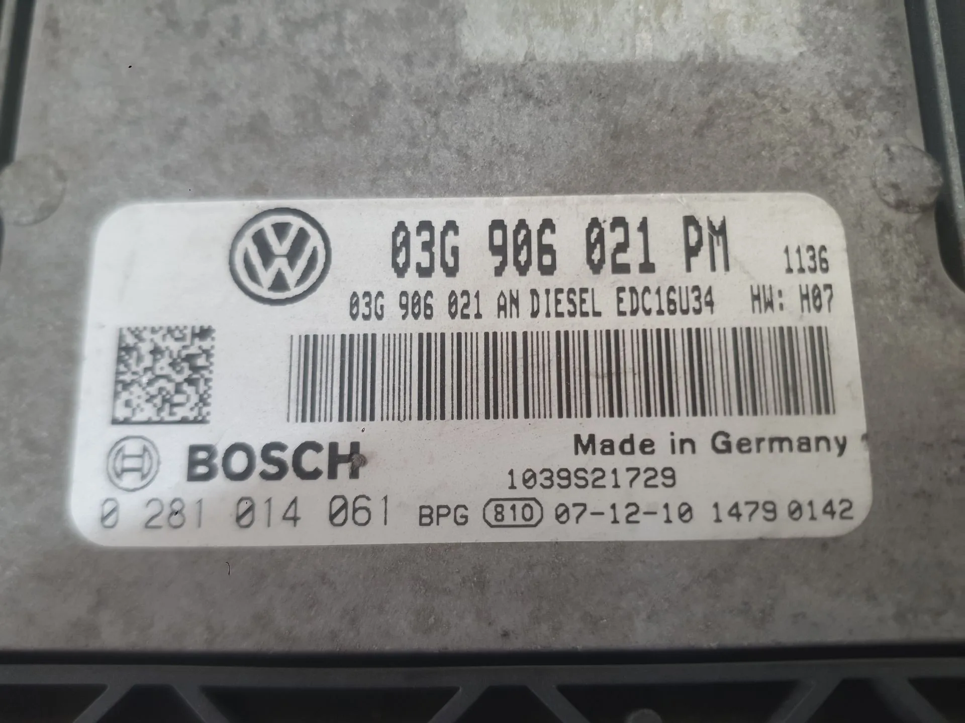 Centralita Motor Uce para Volkswagen Golf V (1K1)