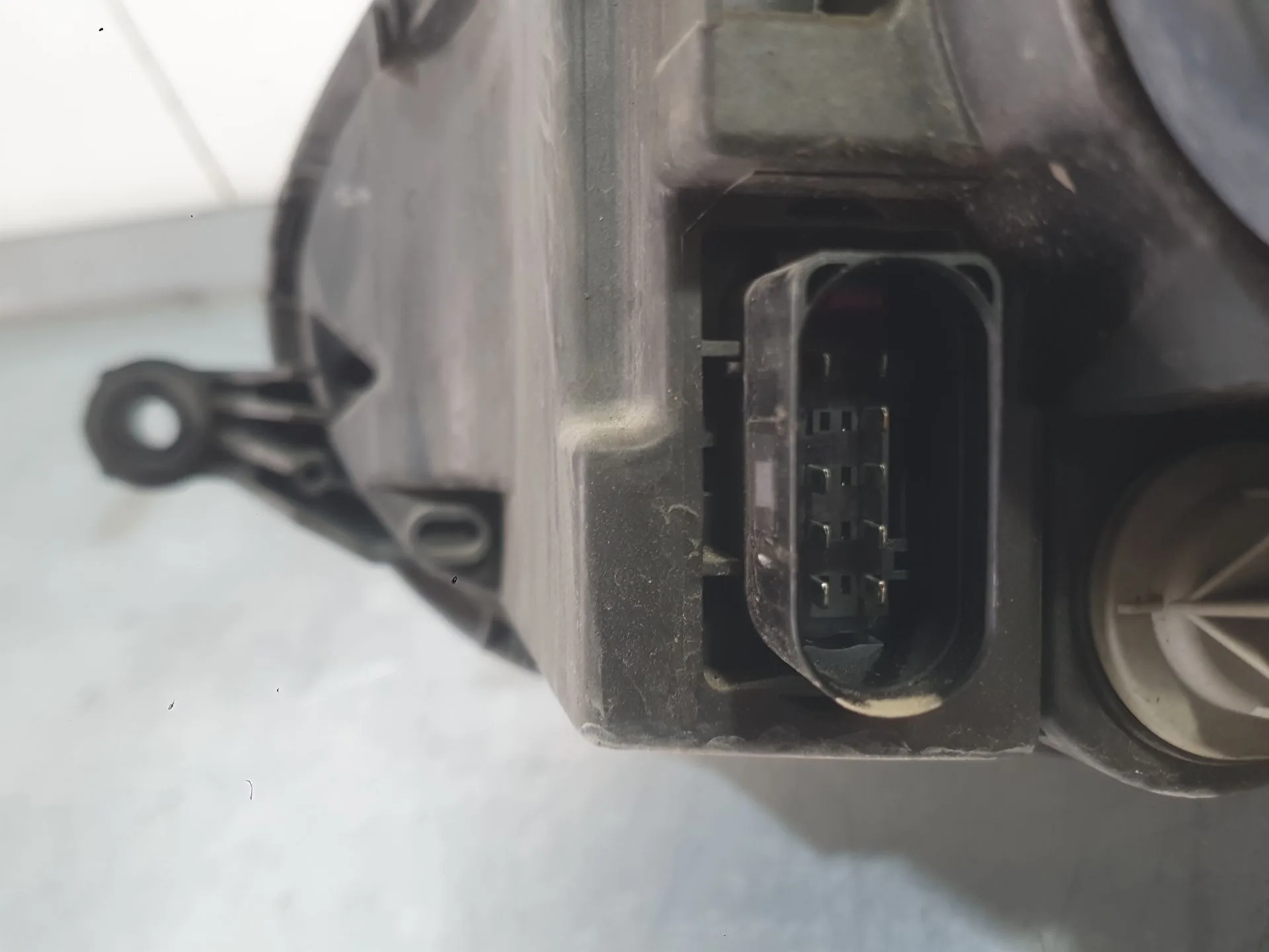 Faro Derecho para Volkswagen Golf V (1K1)