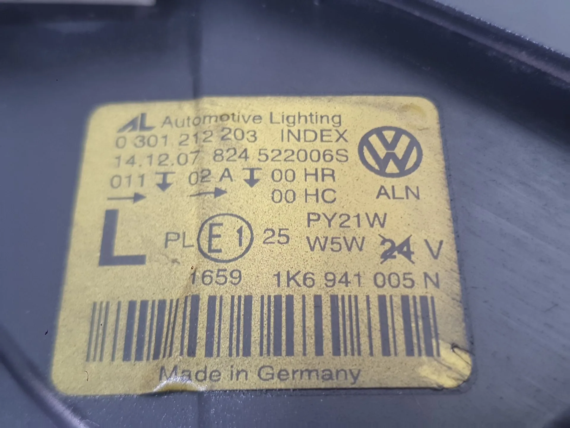 Faro Izquierdo para Volkswagen Golf V (1K1)