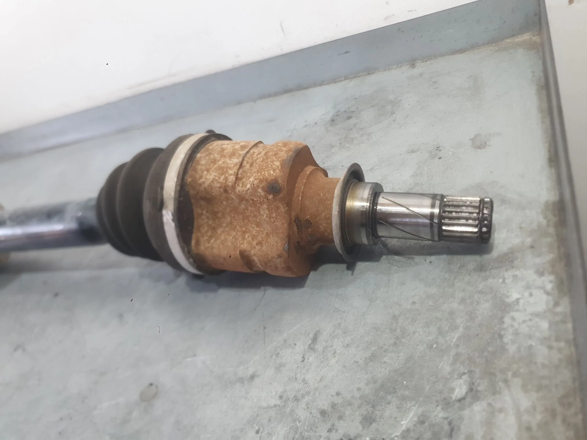 Transmision Delantera Derecha para Opel Corsa D (S07)
