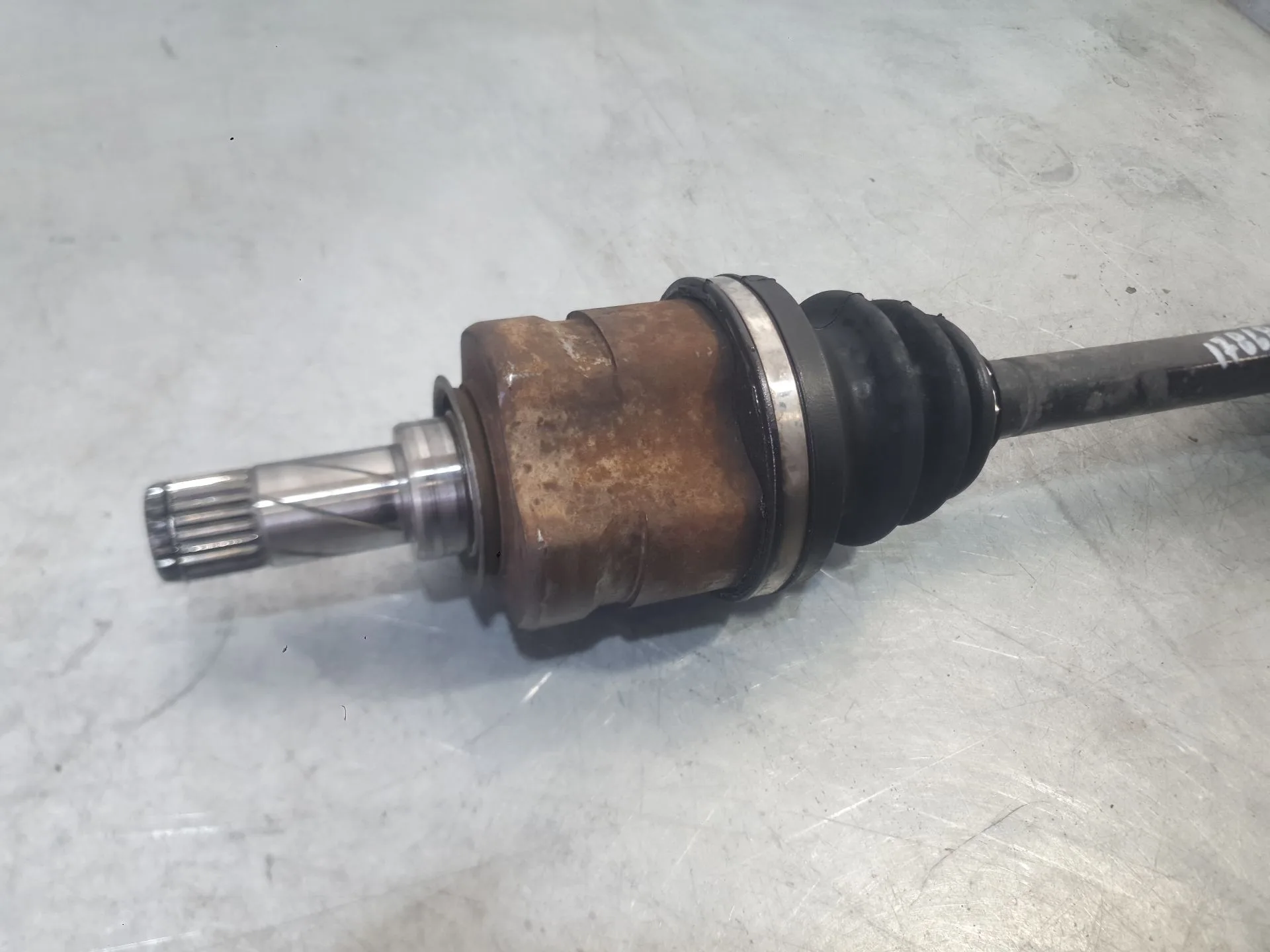 Transmision Delantera Izquierda para Opel Corsa D (S07)