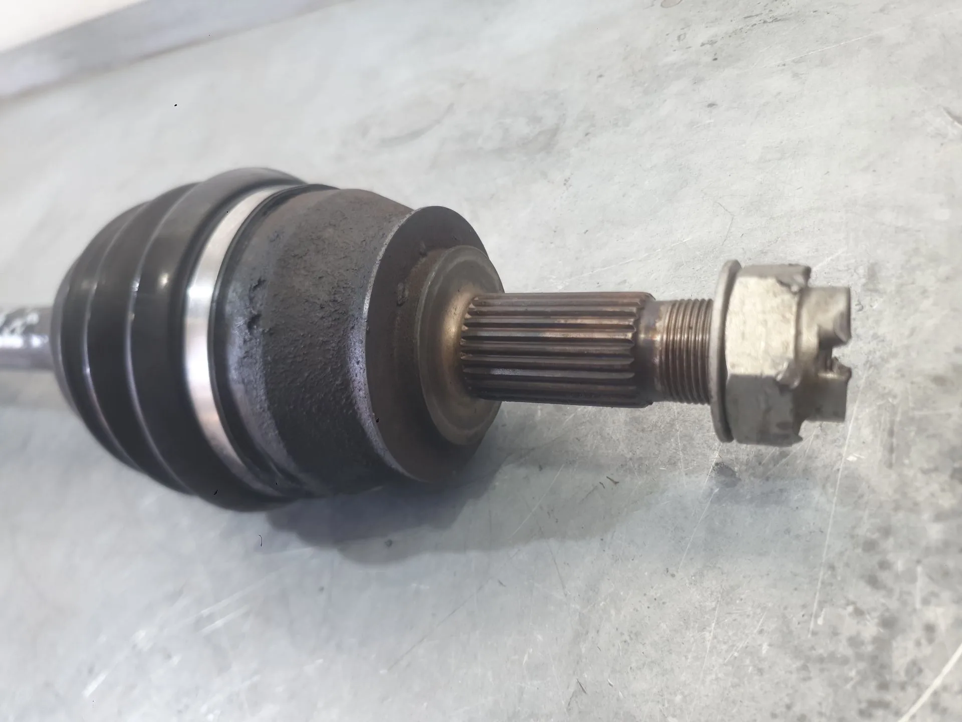 Transmision Delantera Izquierda para Opel Corsa D (S07)