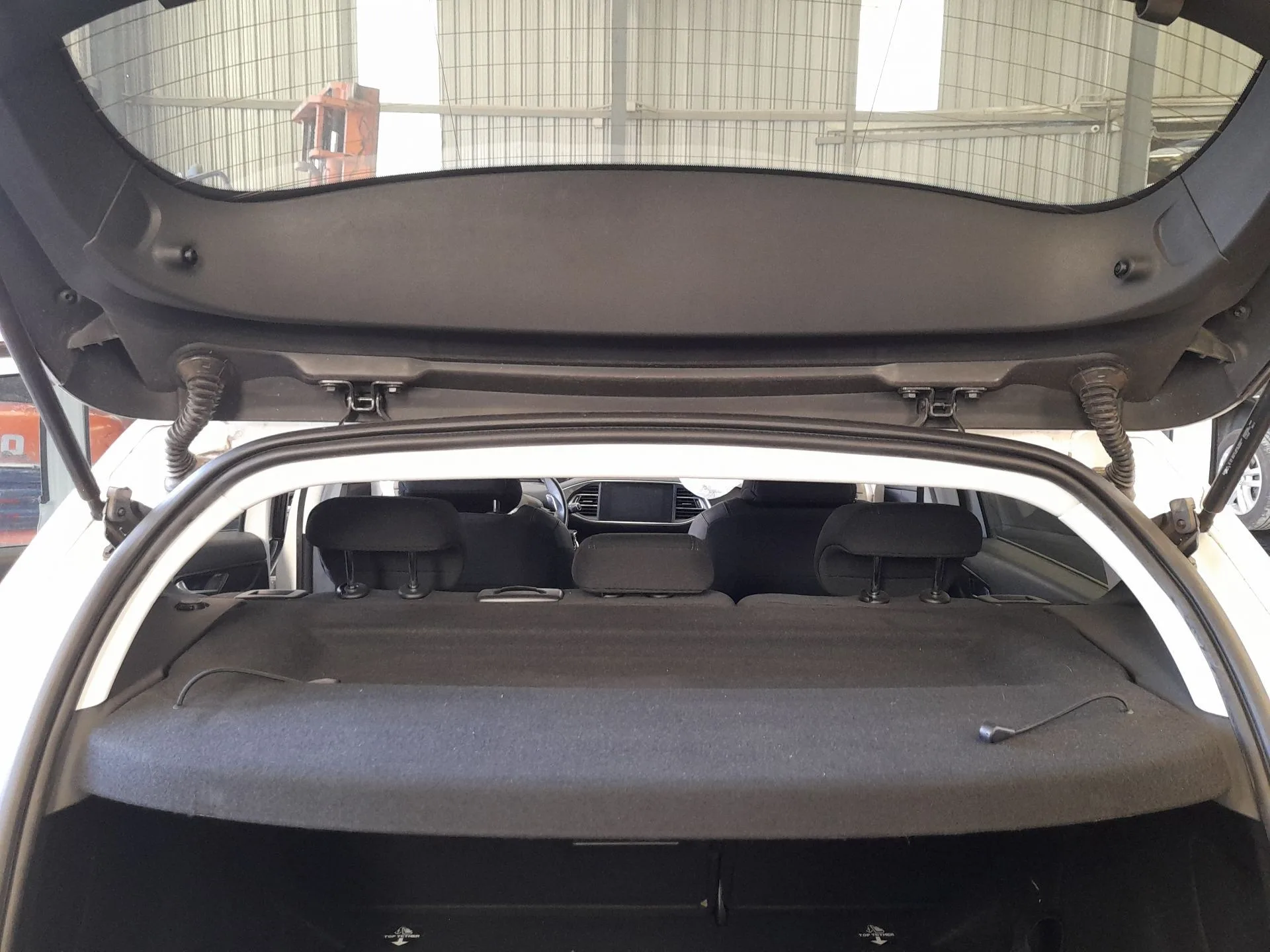 Bandeja Trasera para Peugeot 308 Ii (Lb_, Lp_, Lw_, Lh_, L3_)