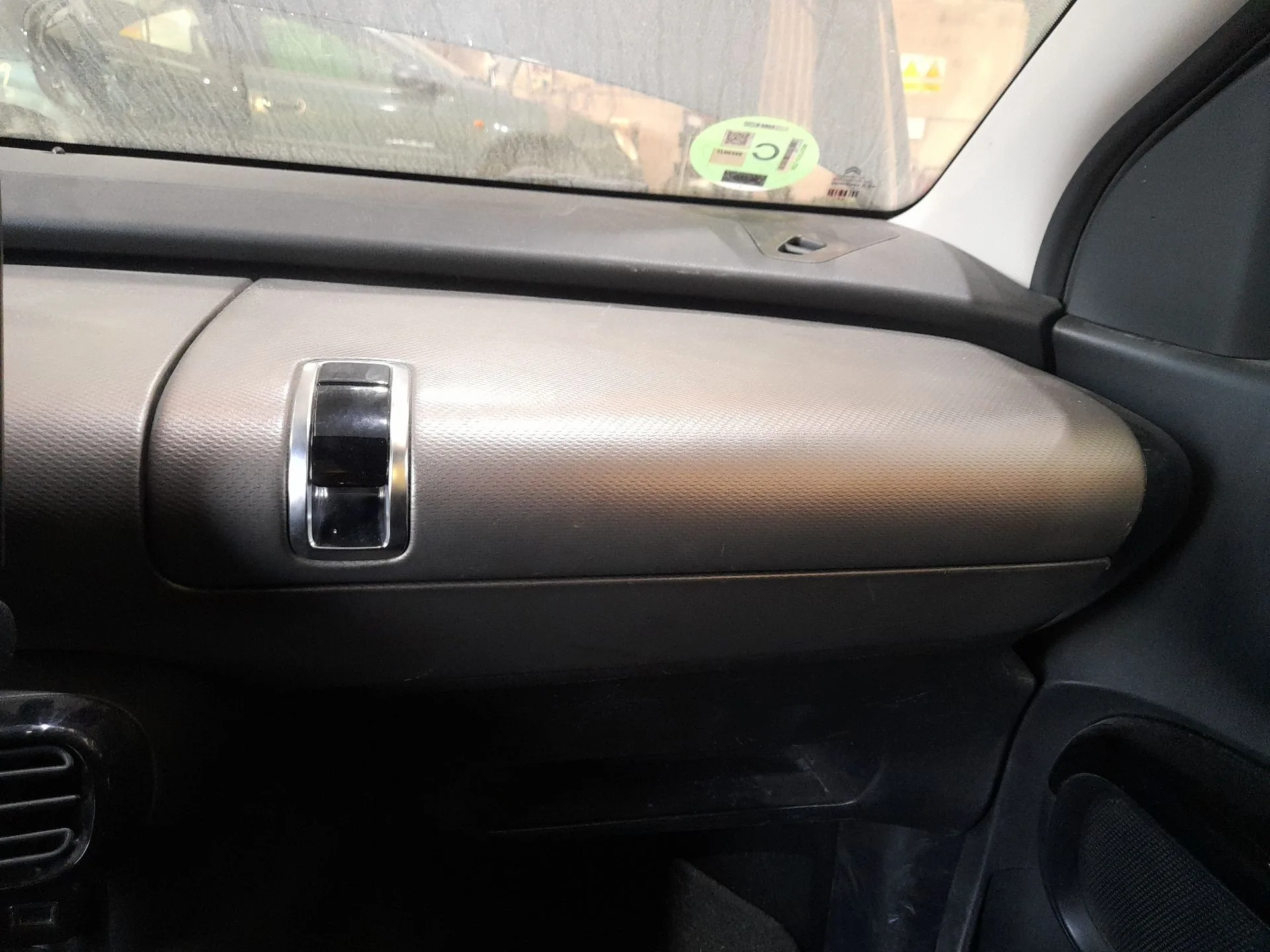 Guantera para Citroën C4 Cactus