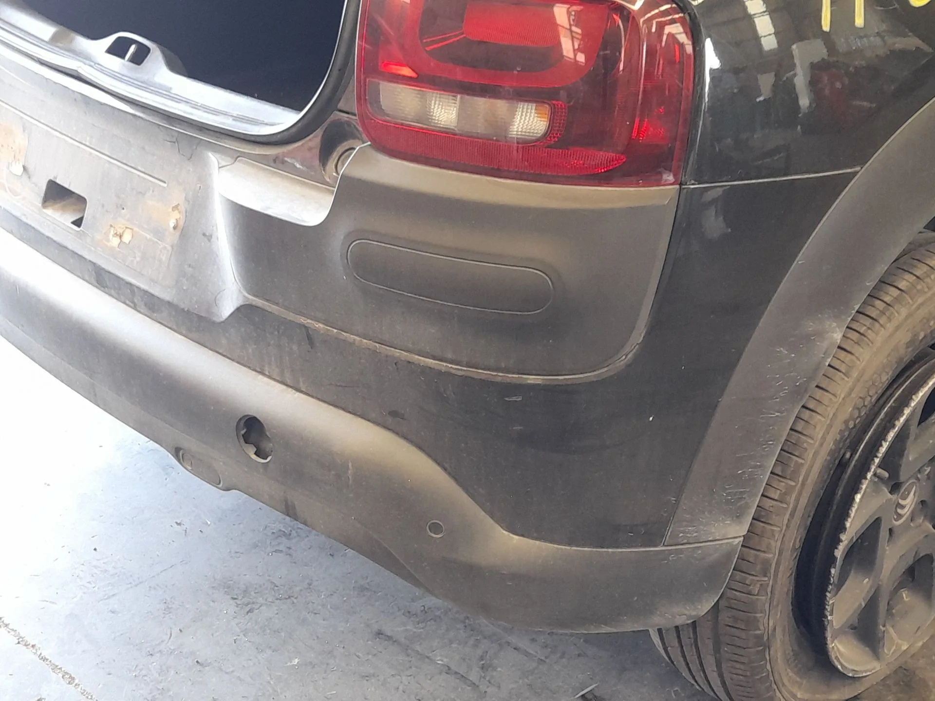 Paragolpes Trasero para Citroën C4 Cactus