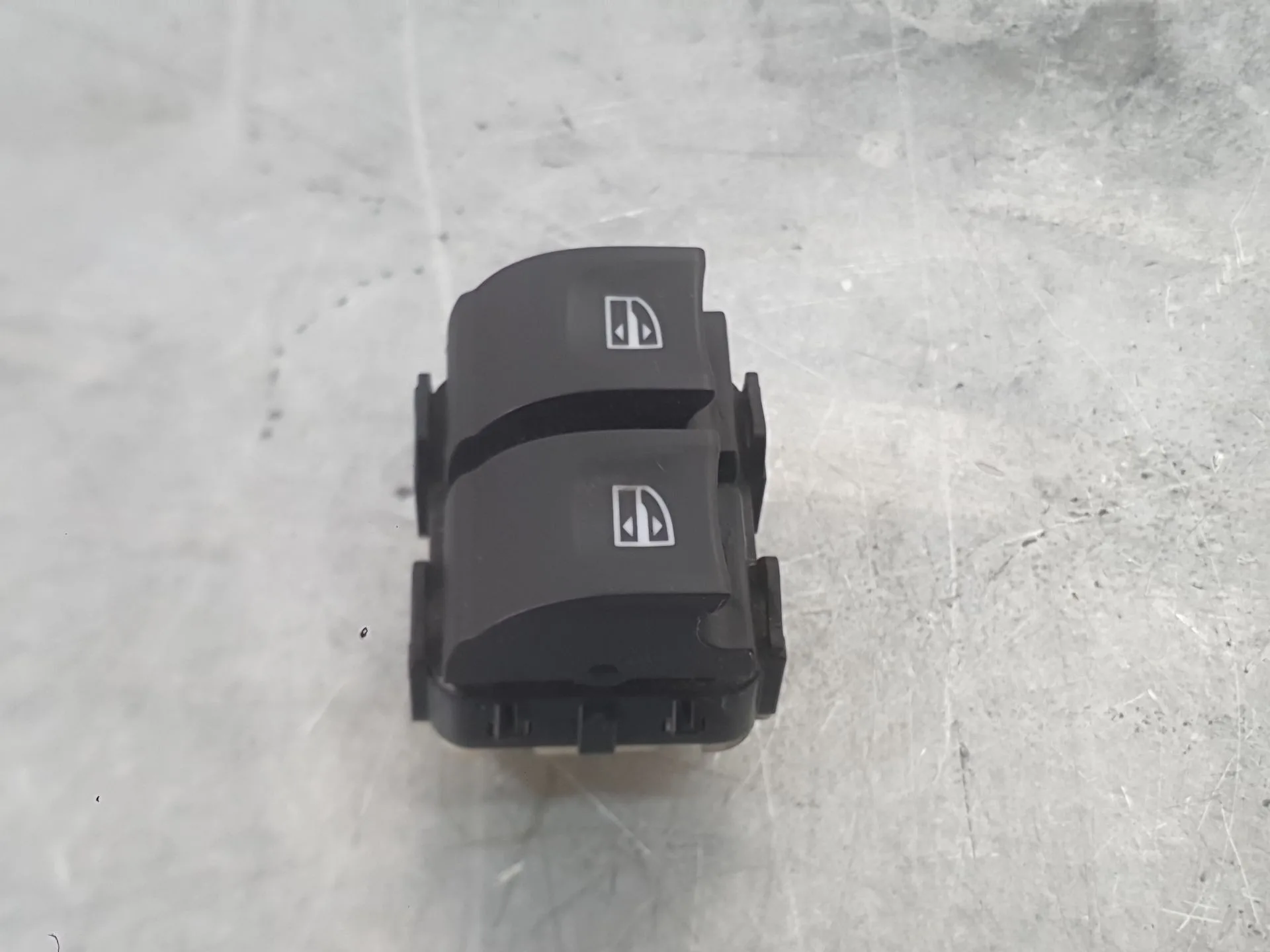 Mando Elevalunas Delantero Izquierdo para Dacia Sandero Ii (B8_)