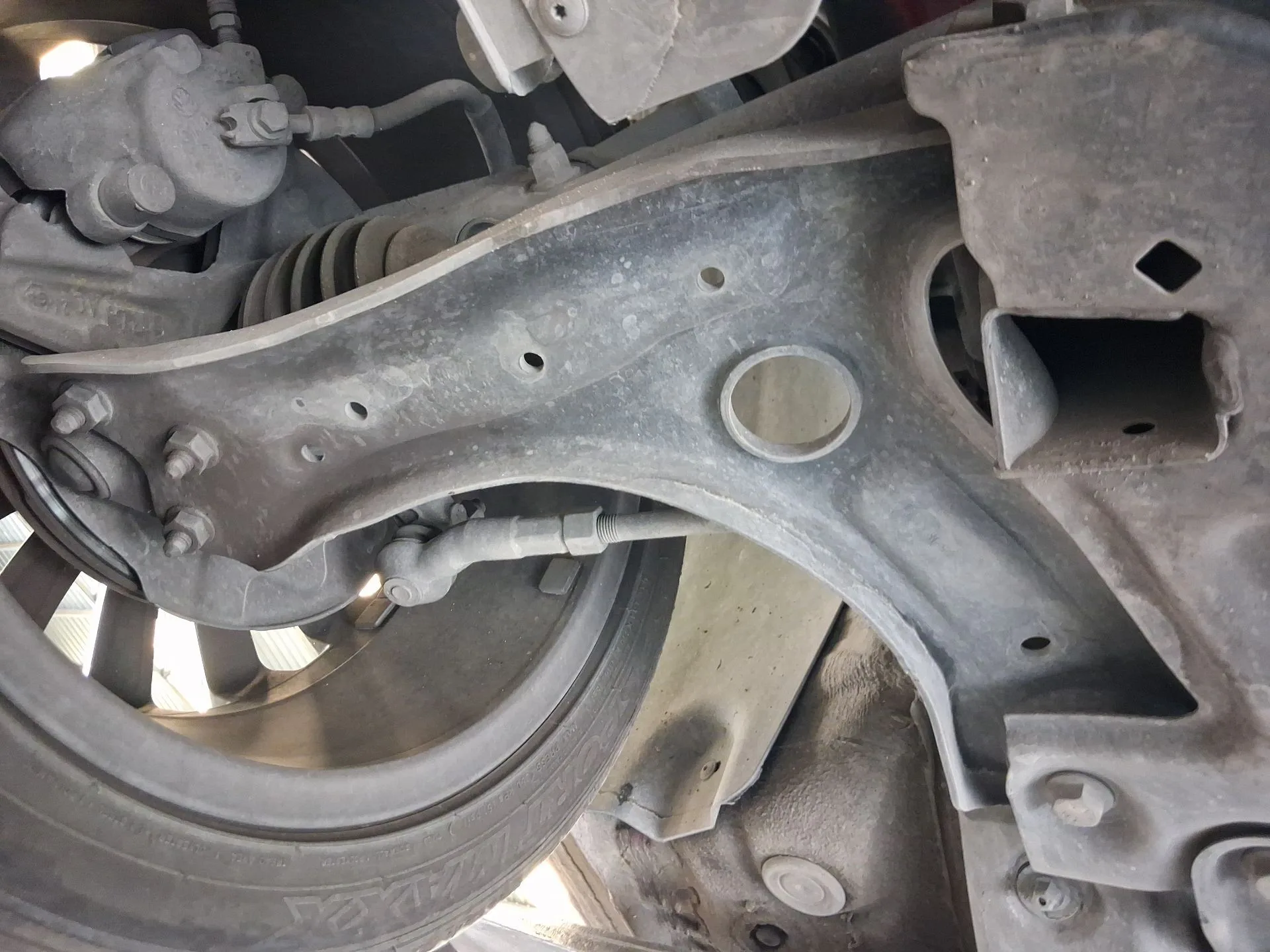 Brazo Suspension Inferior Delantero Derecho para Seat Ibiza Iv (6J5, 6P1)