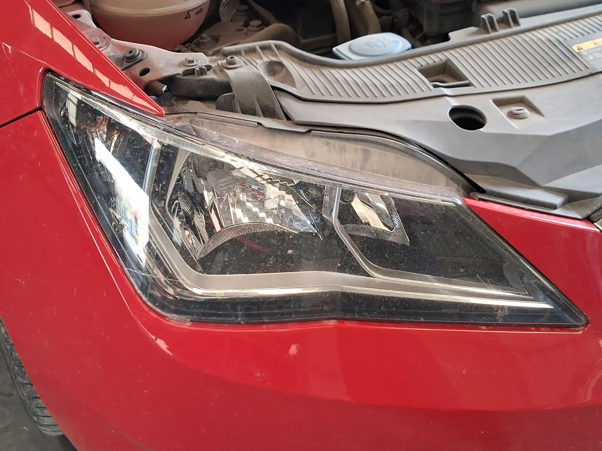 Faro Derecho para Seat Ibiza Iv (6J5, 6P1)