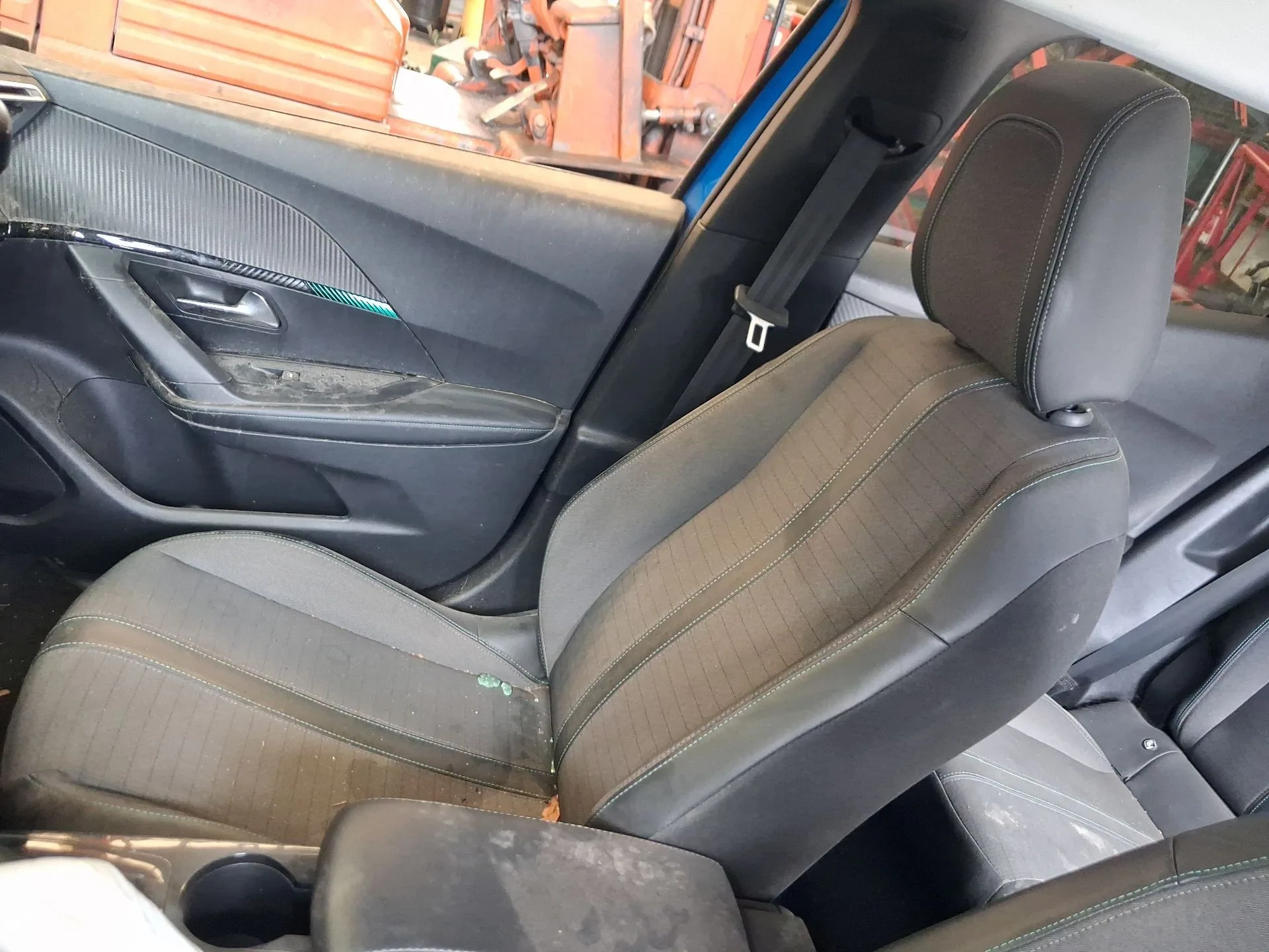 Asiento Delantero Derecho para Peugeot 2008 Ii (Ud_, Us_, Uy_, Uj_, Ur_, Uc_)