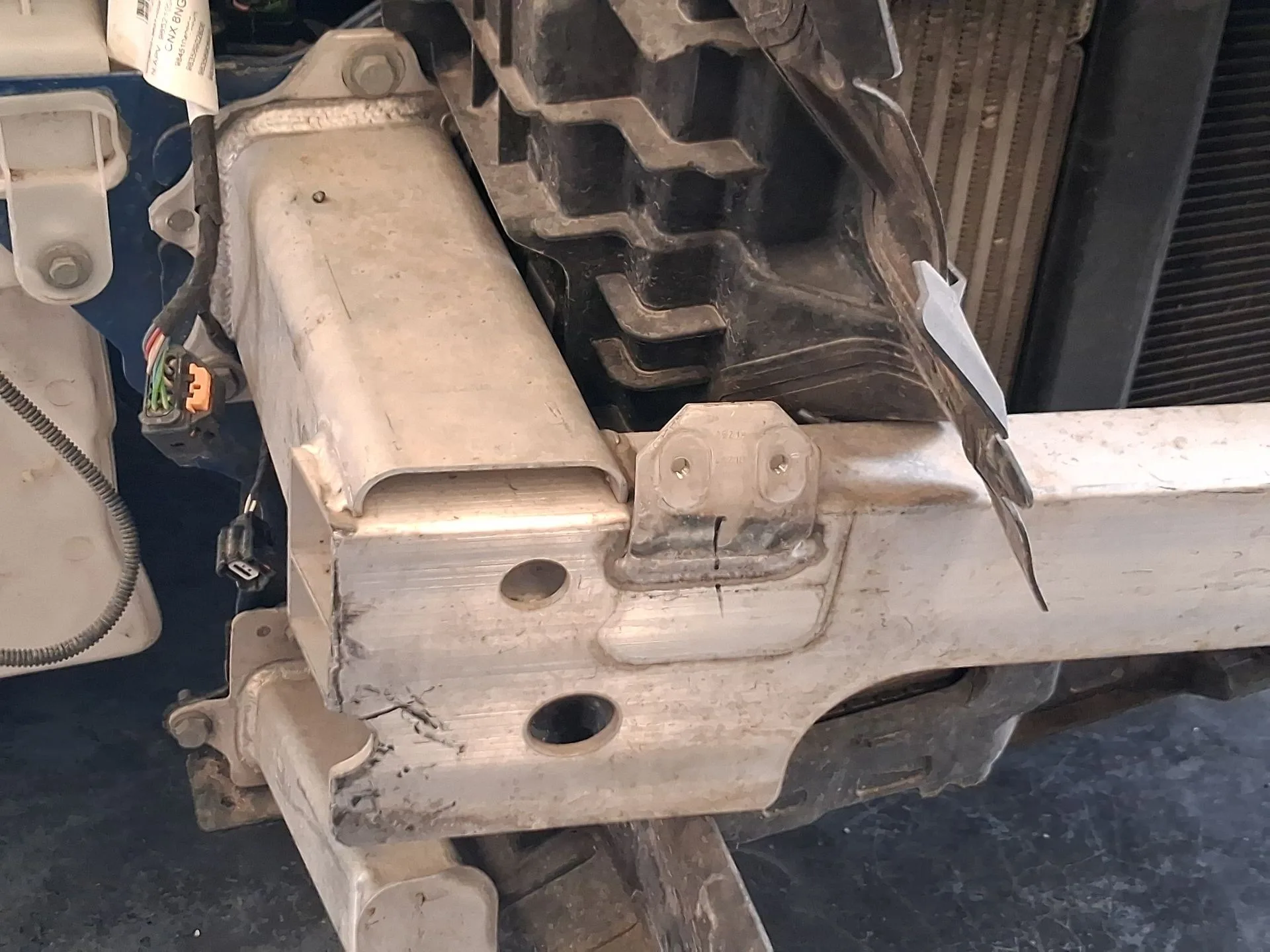 Refuerzo Paragolpes Delantero para Peugeot 2008 Ii (Ud_, Us_, Uy_, Uj_, Ur_, Uc_)