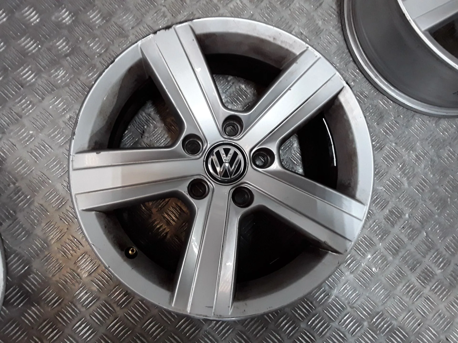 Juego Llantas Aluminio para Volkswagen Golf Sportsvan Vii (Am1, An1)