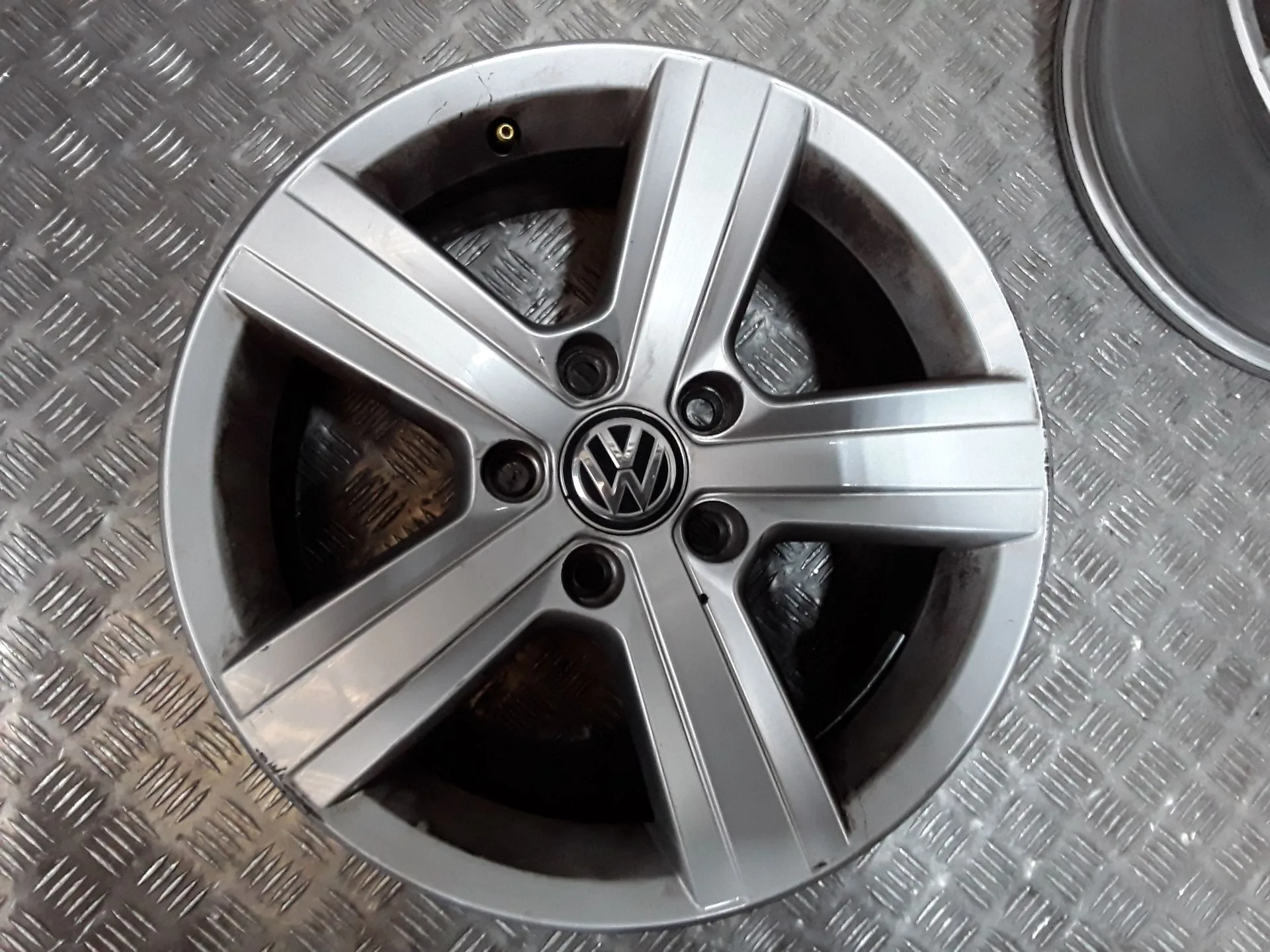 Juego Llantas Aluminio para Volkswagen Golf Sportsvan Vii (Am1, An1)
